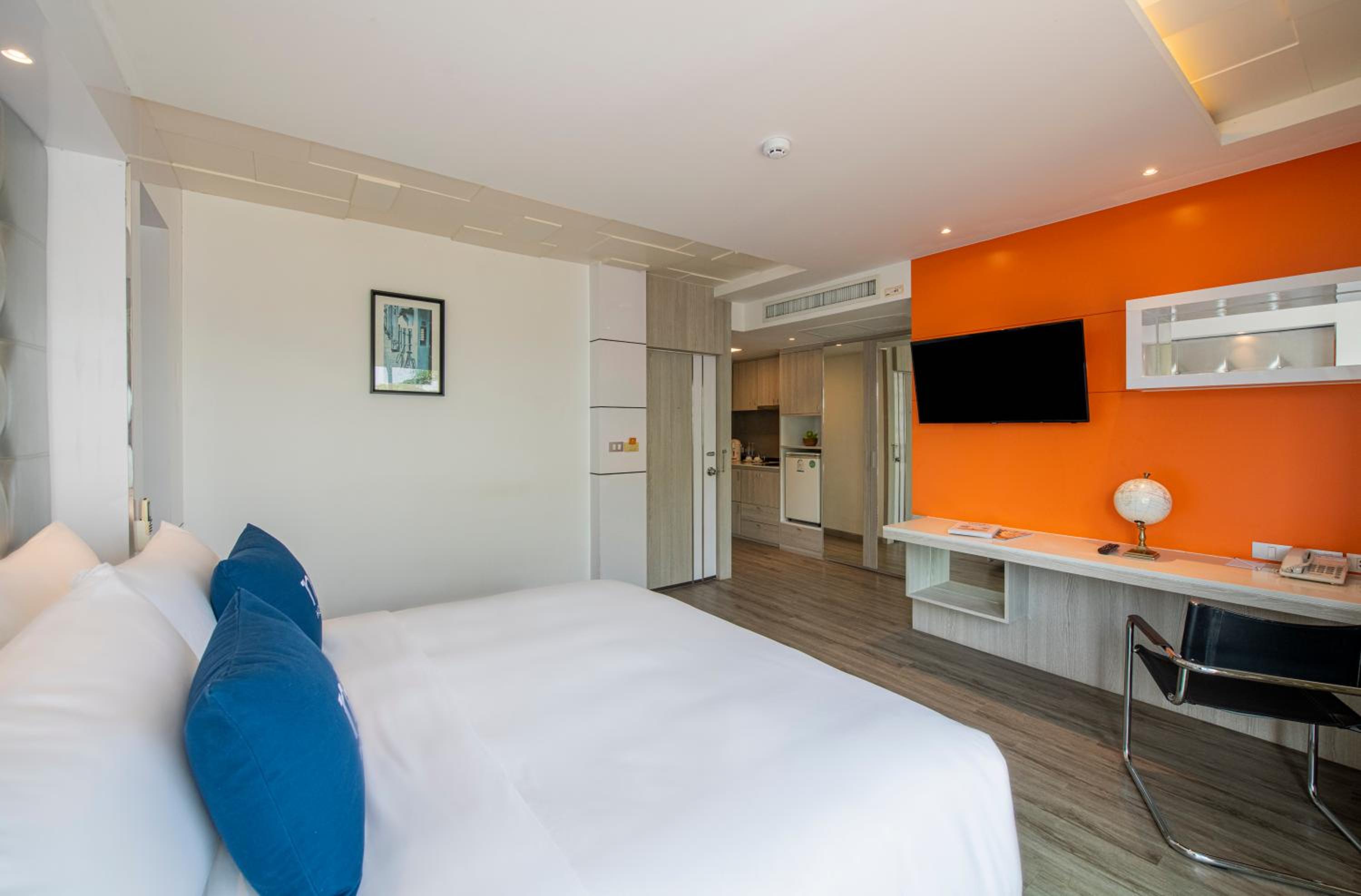 Marina Standard - Photo 5