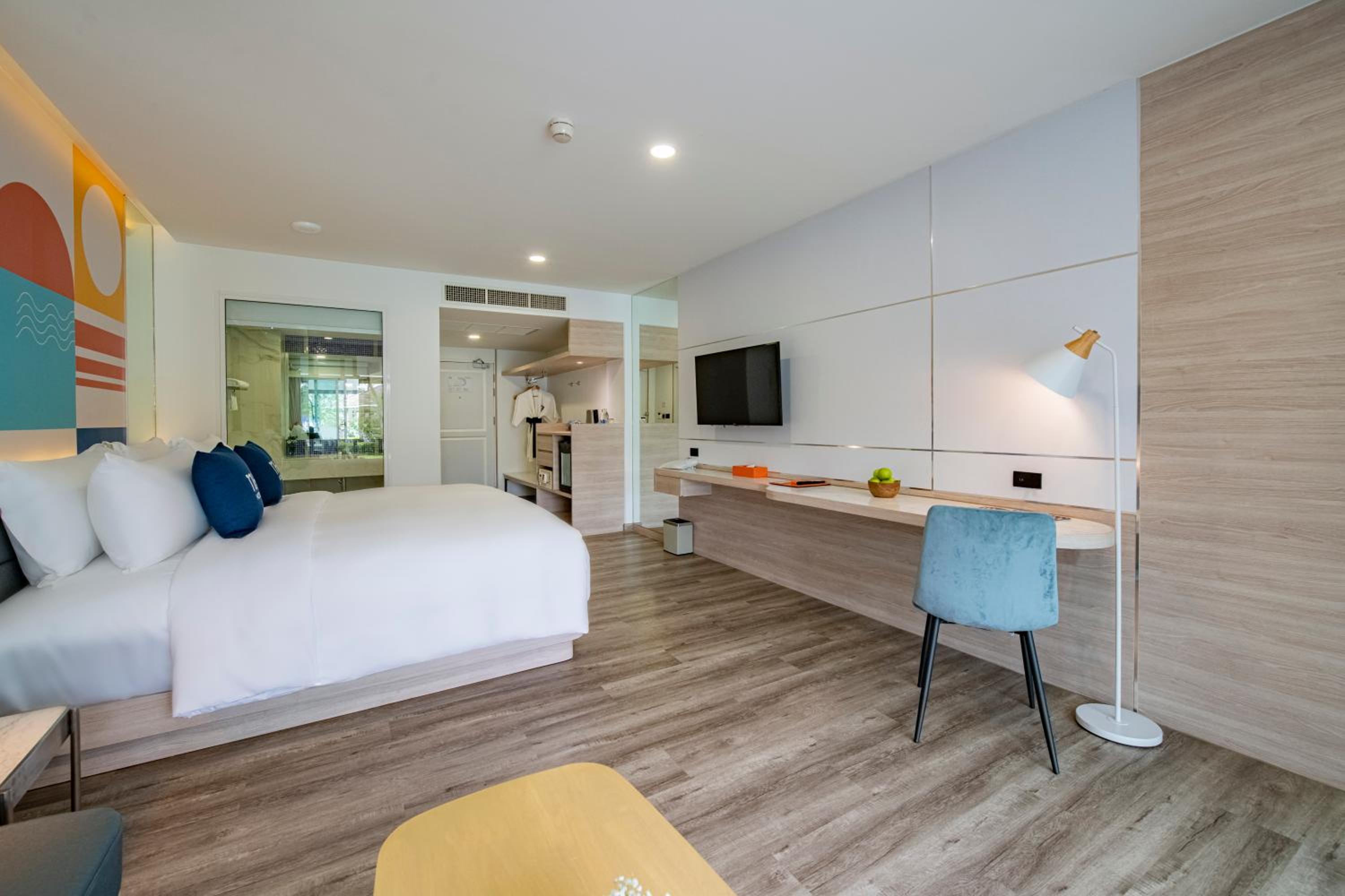 Grand Deluxe Room - Photo 10