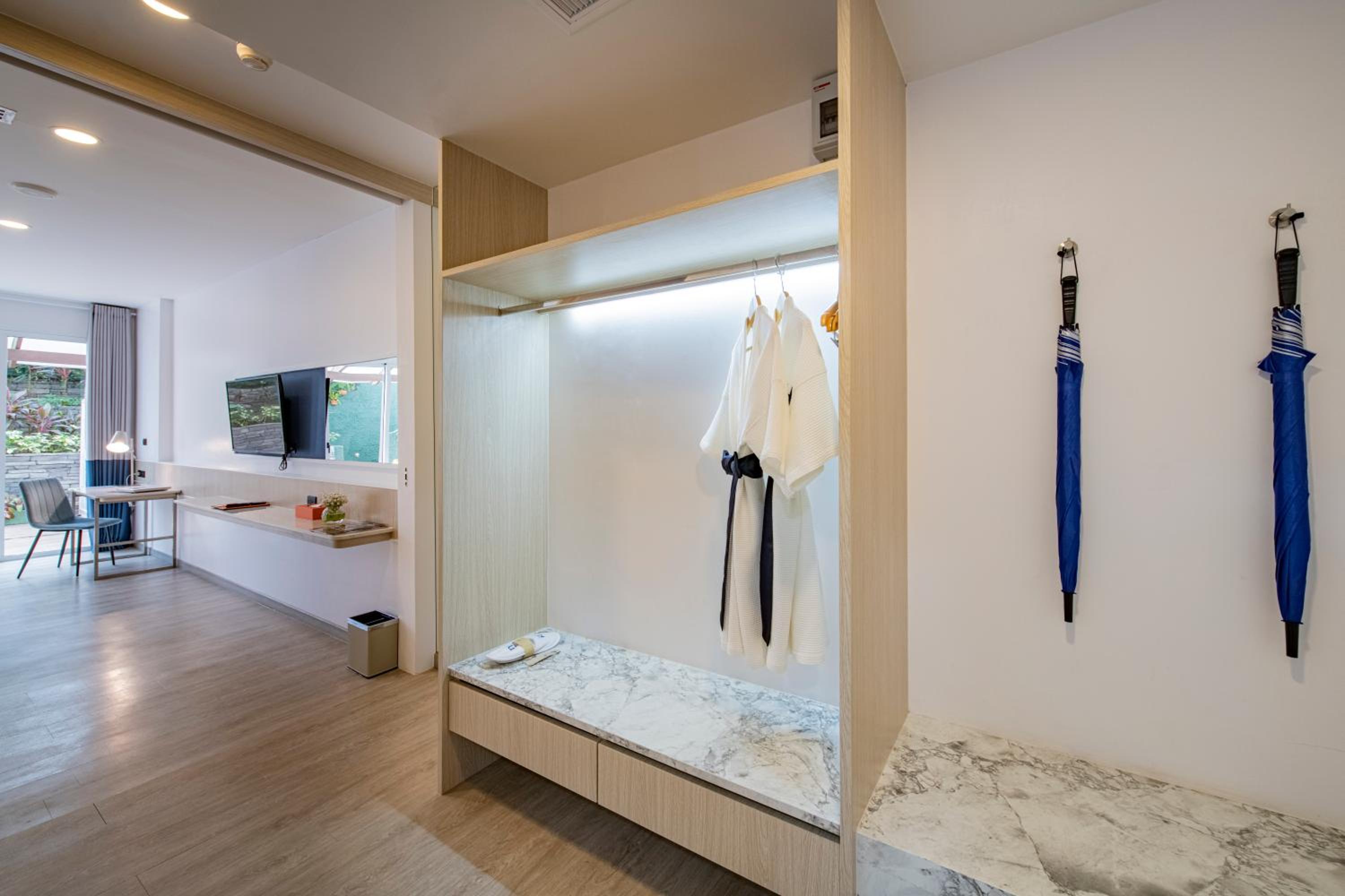 Family Suite 2 Bedrooms	 - Photo 9