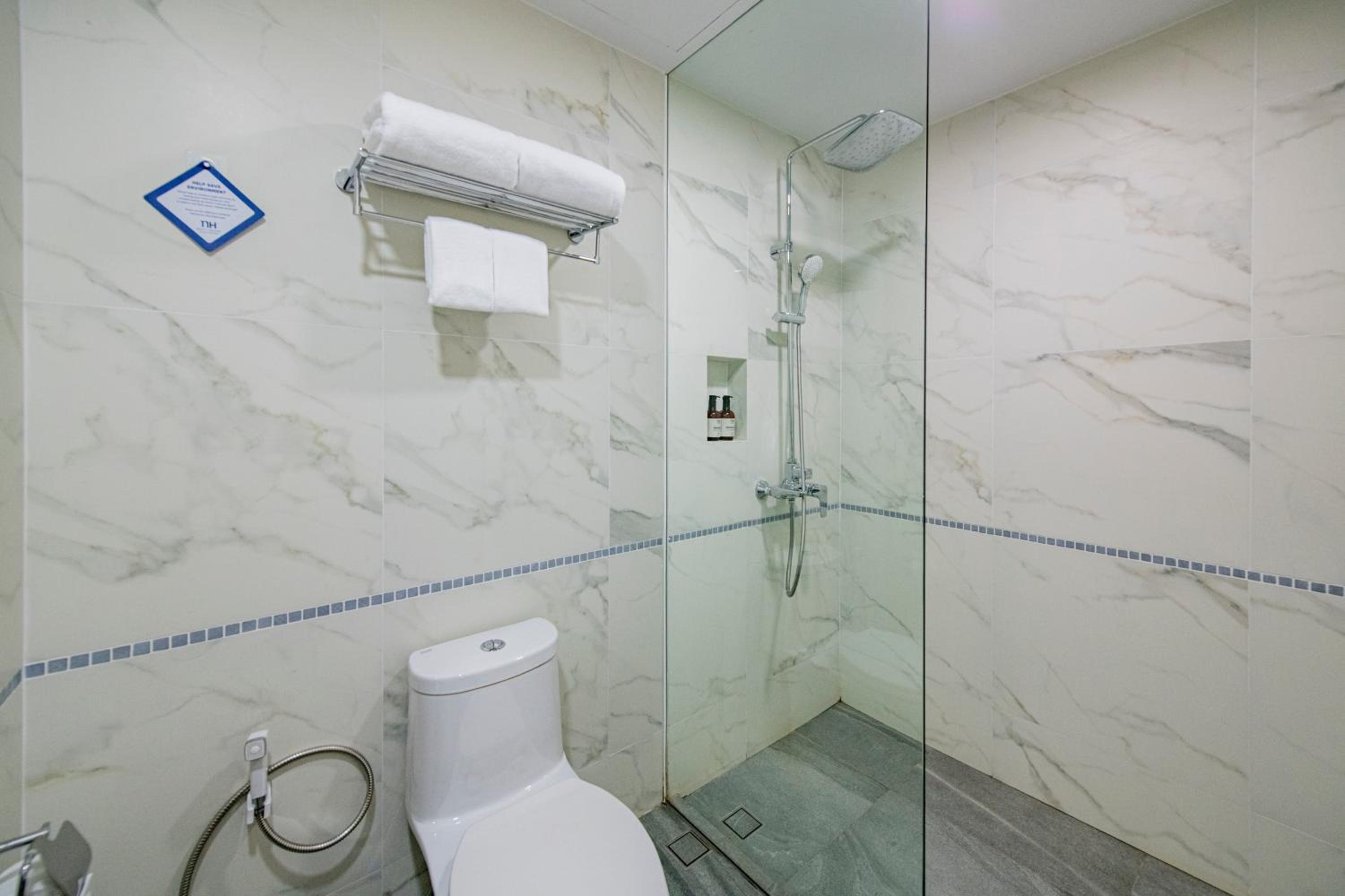 Family Suite 2 Bedrooms	 - Photo 19