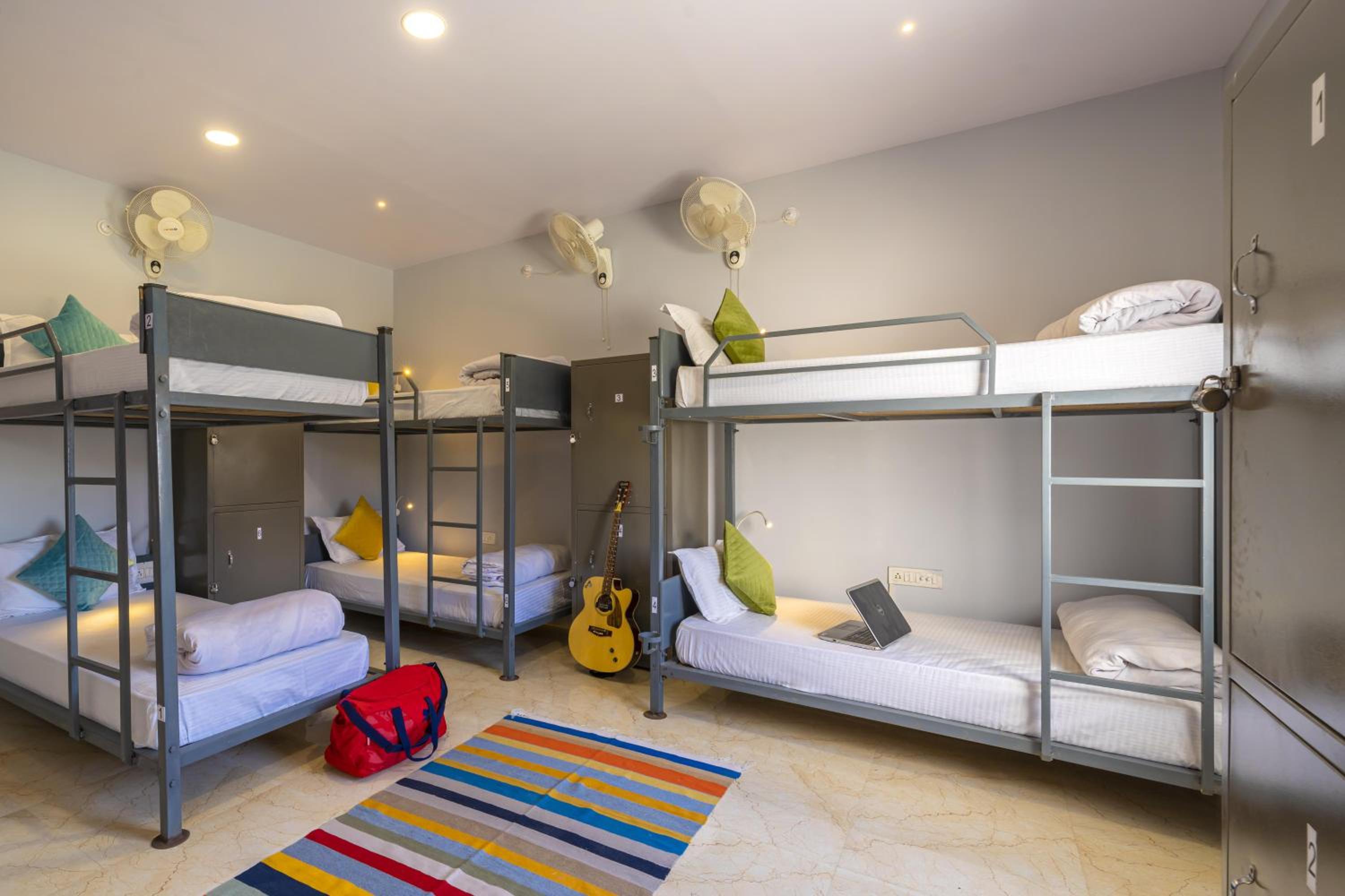 Bed in 6-Bed Mixed Dormitory Room photo 1