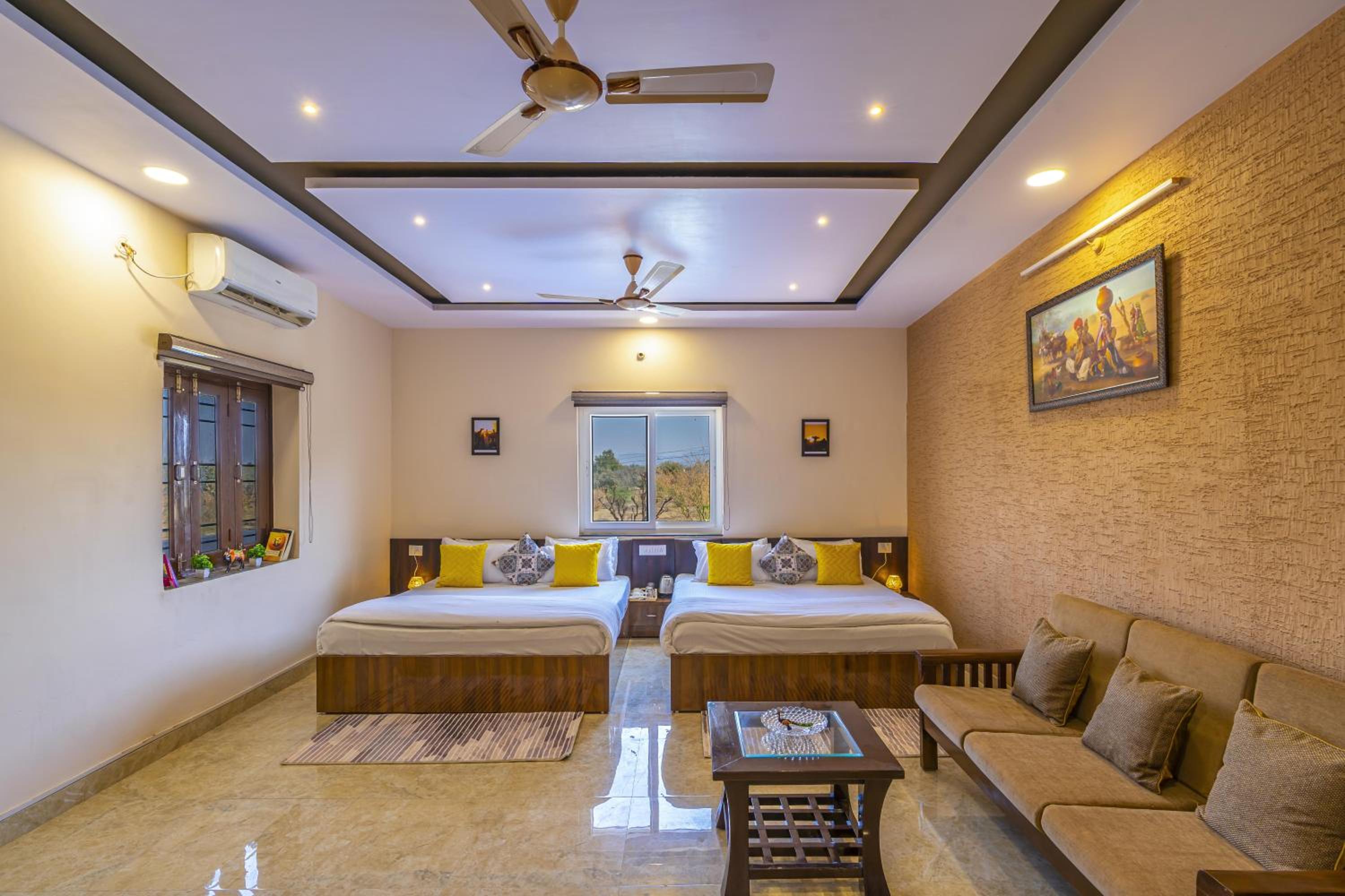 Deluxe Family Room photo 3