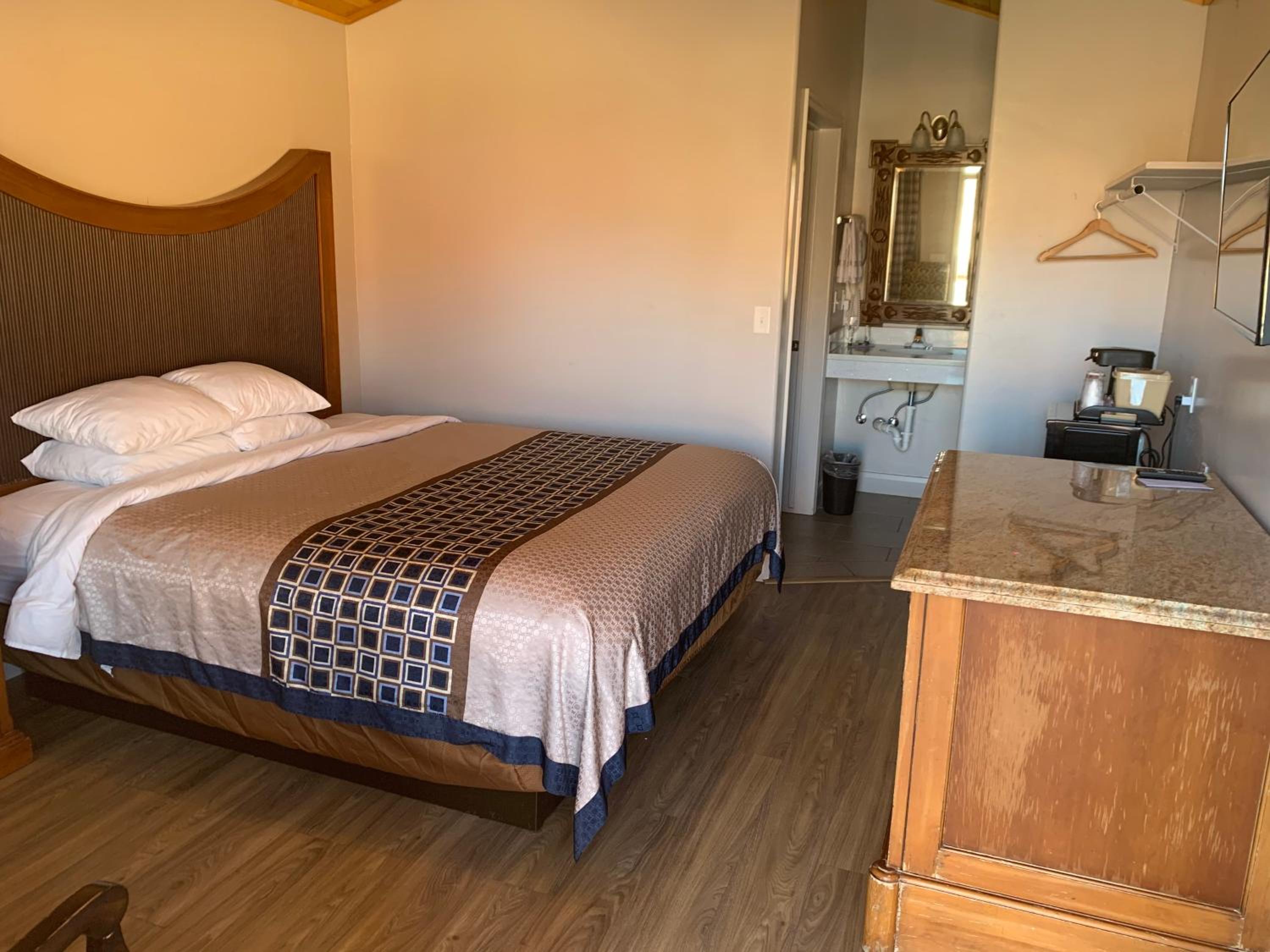 King Room - Disability Access photo 1