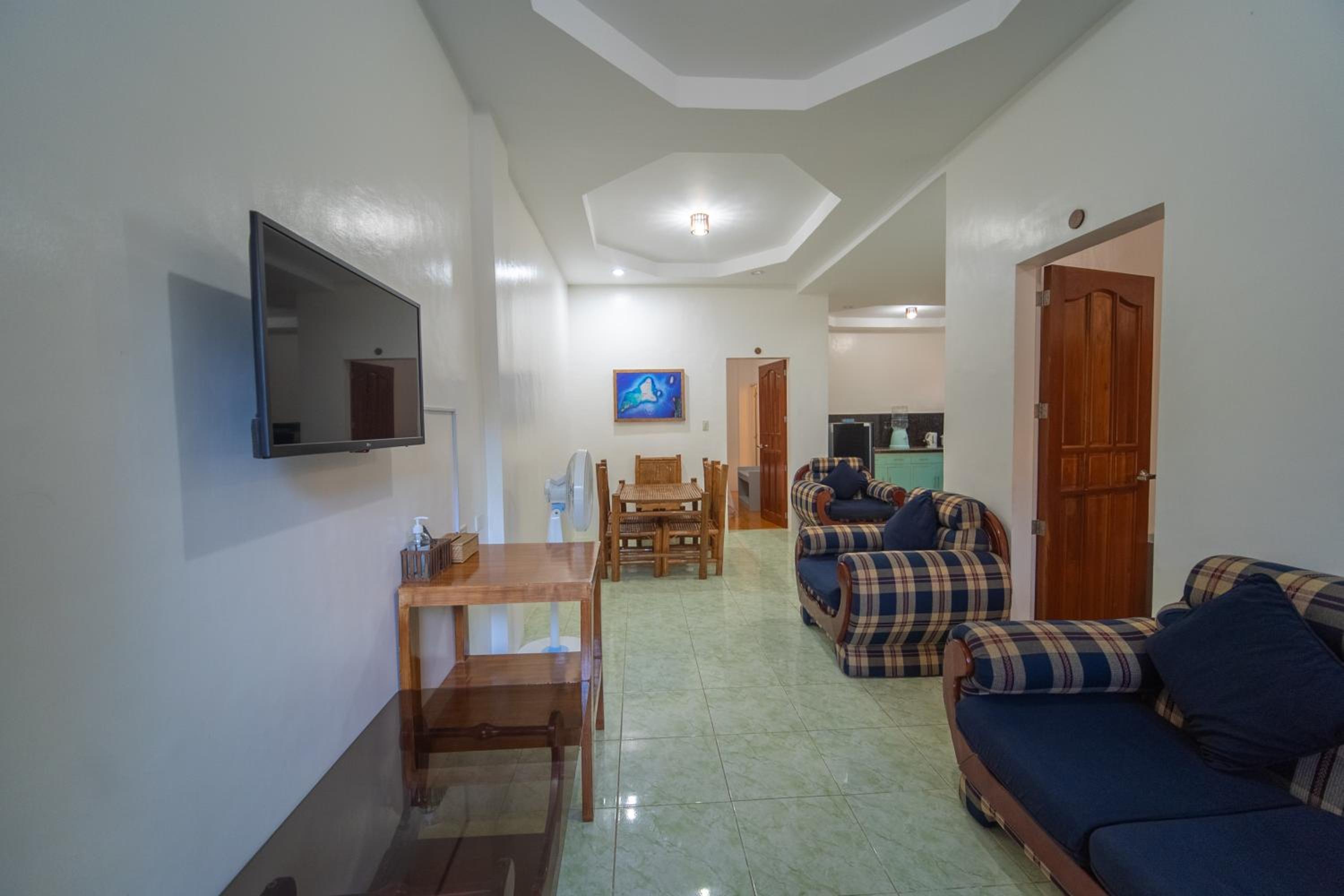 Apartment with Garden View - Photo 46