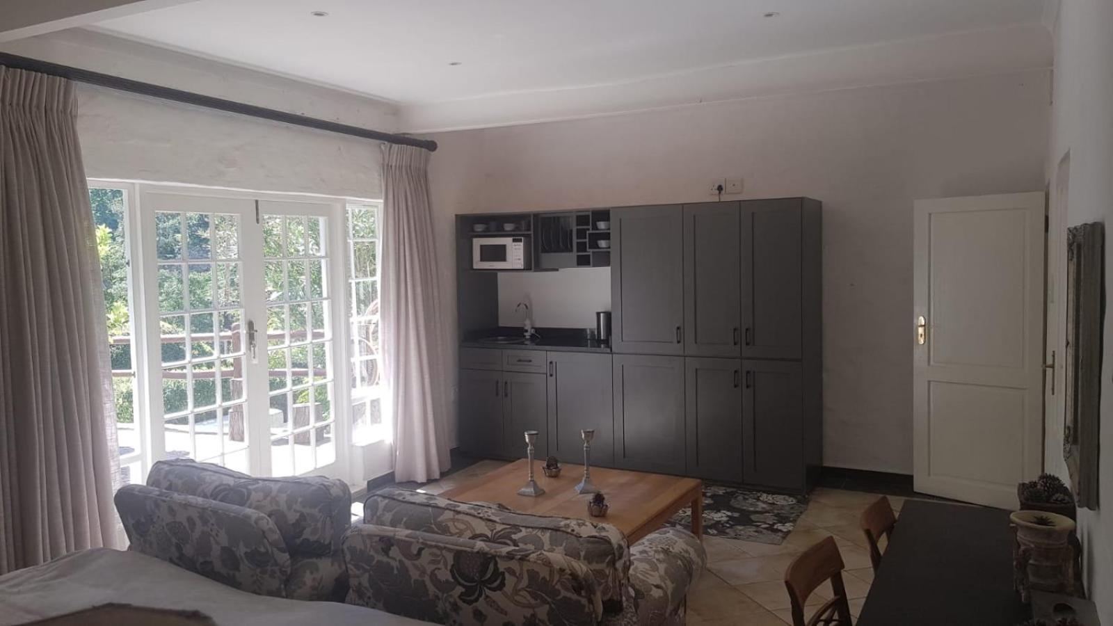 Apartment photo 3