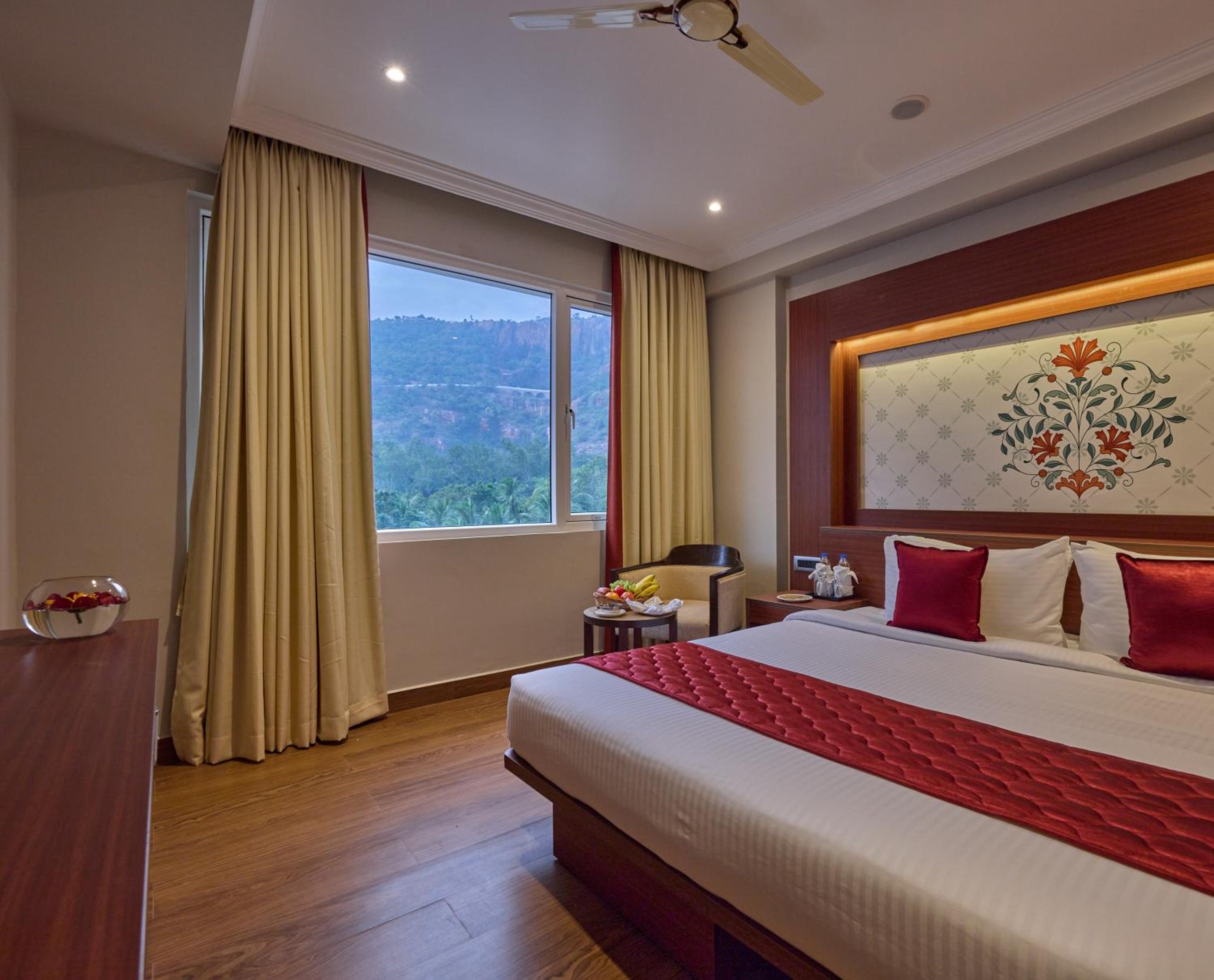 Deluxe Double Room - Photo 2
