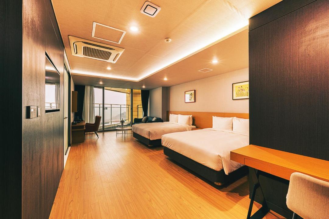 Family Suite Ocean - Photo 7