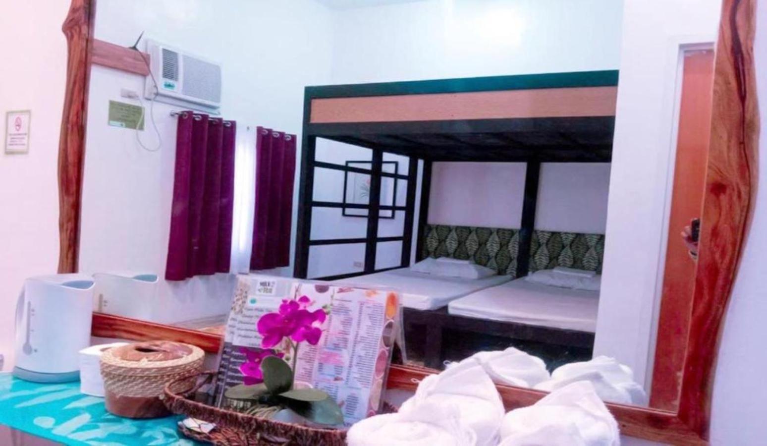 Superior Quadruple Room - Photo 1