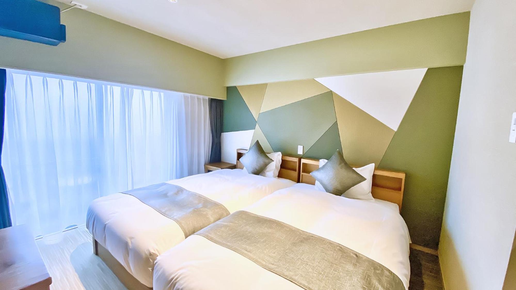 Superior Twin Room with City View photo 2