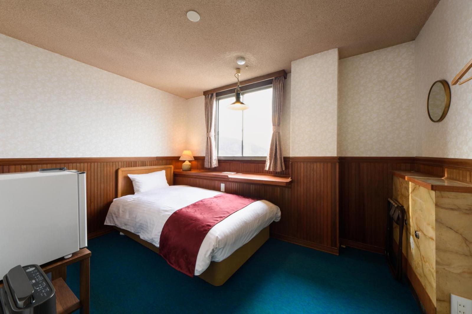 Single Room photo 3