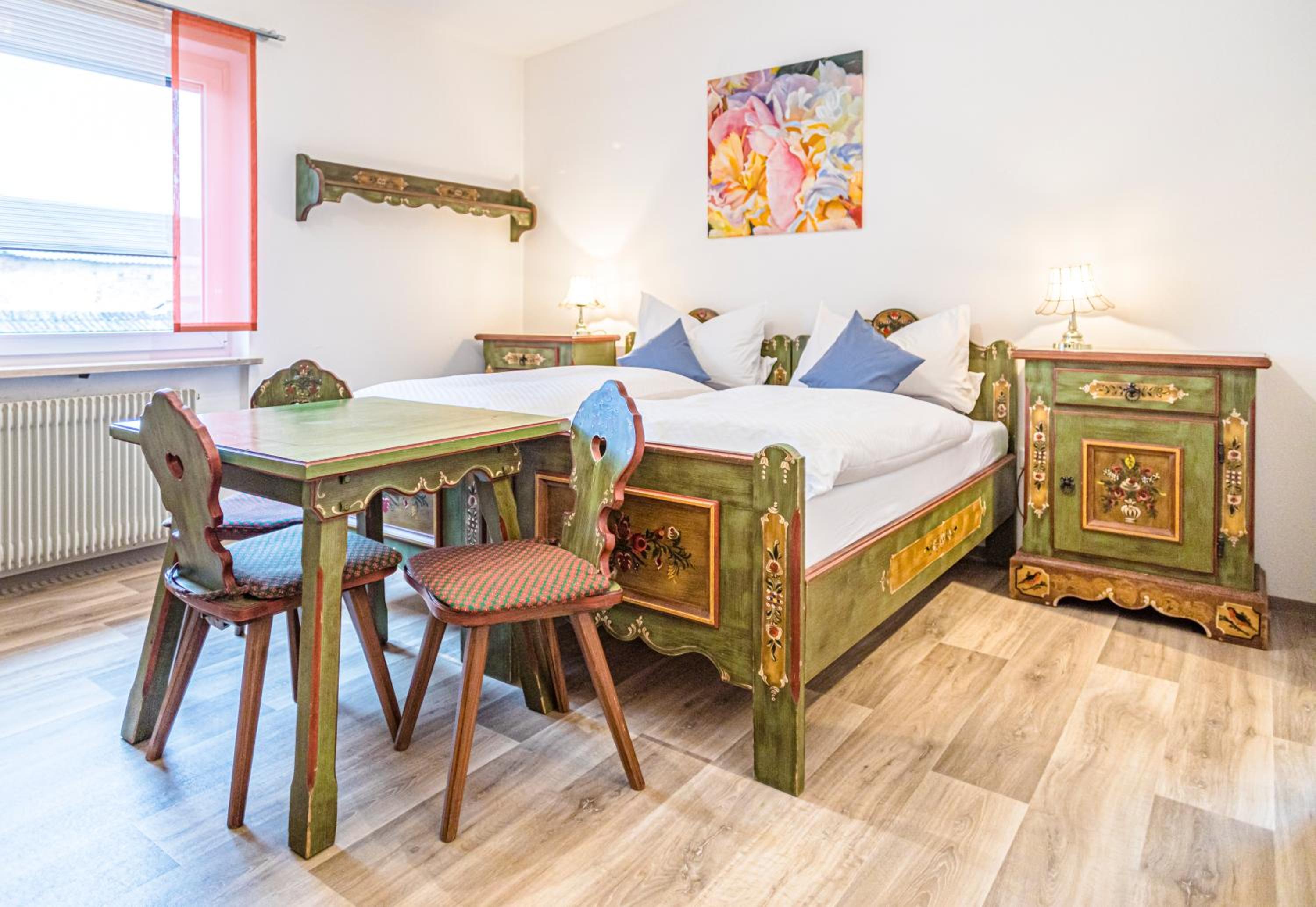 Twin Room - Photo 1