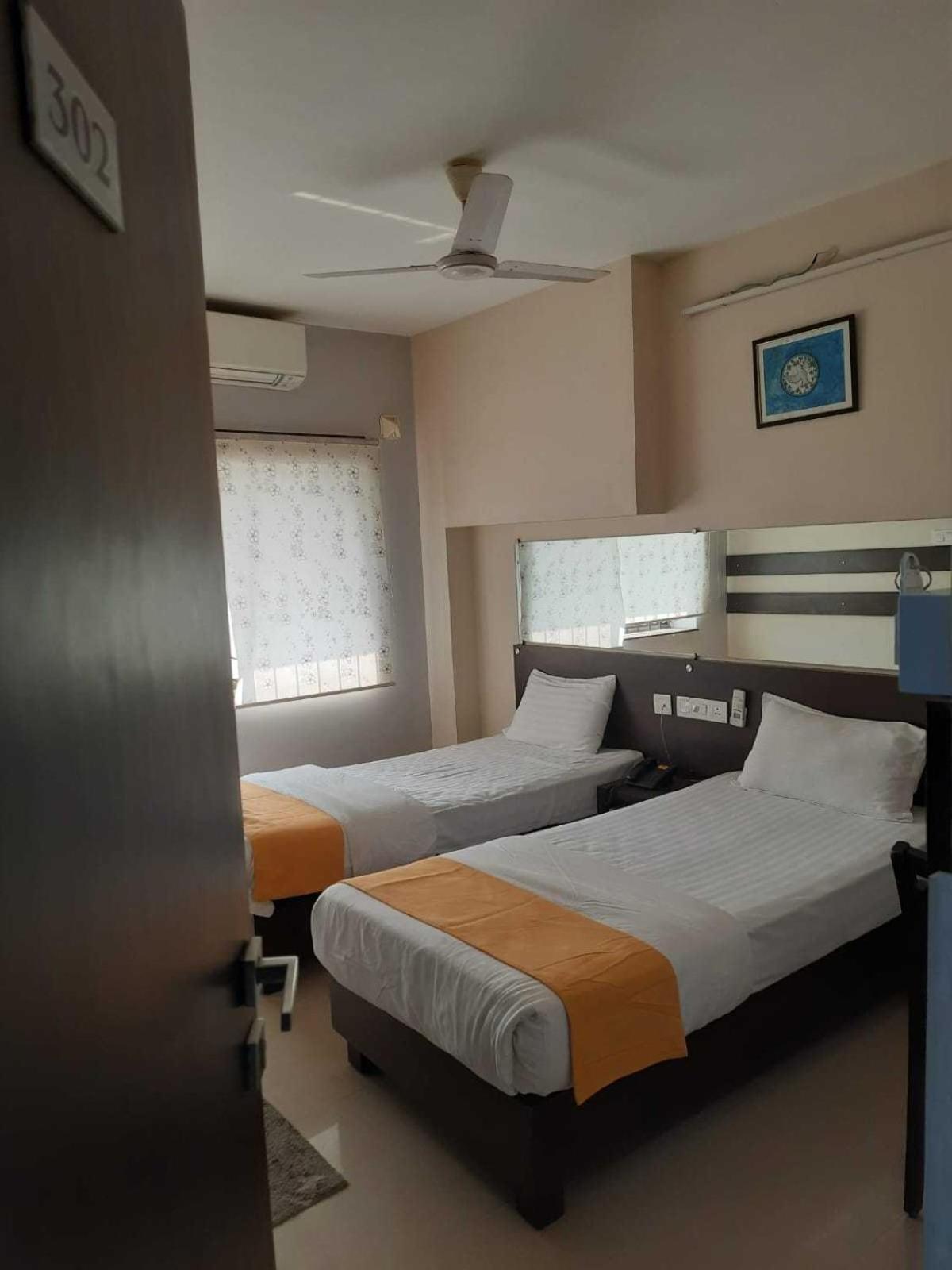 Classic Triple Room photo 1