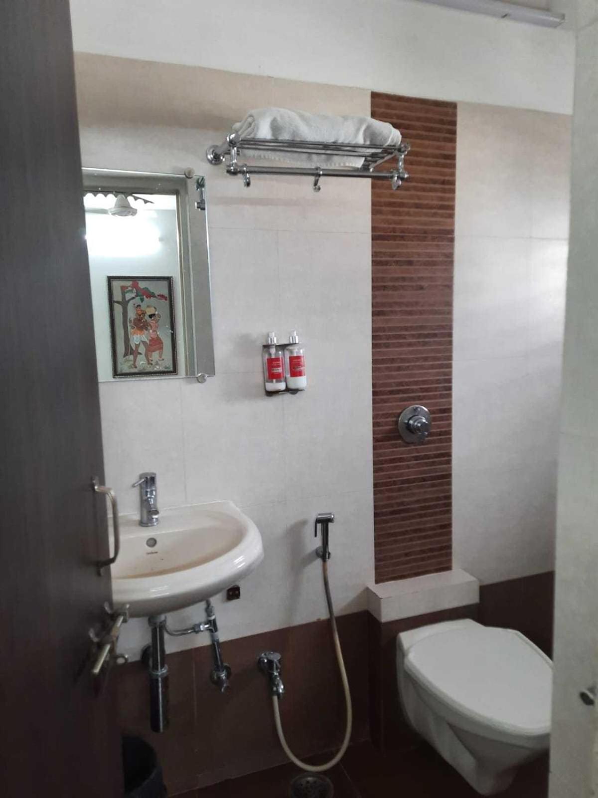 Classic Triple Room photo 2