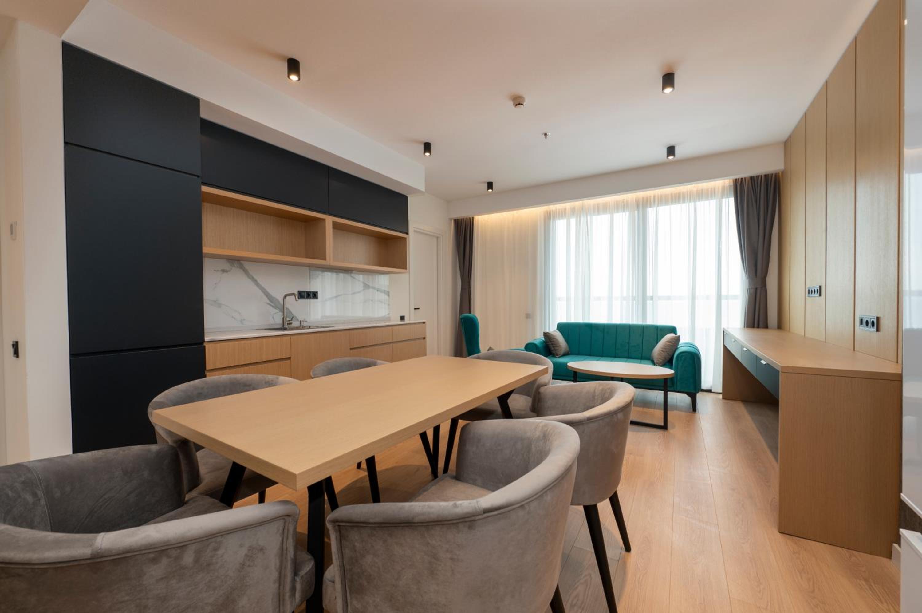 Suite with Terrace - Photo 6