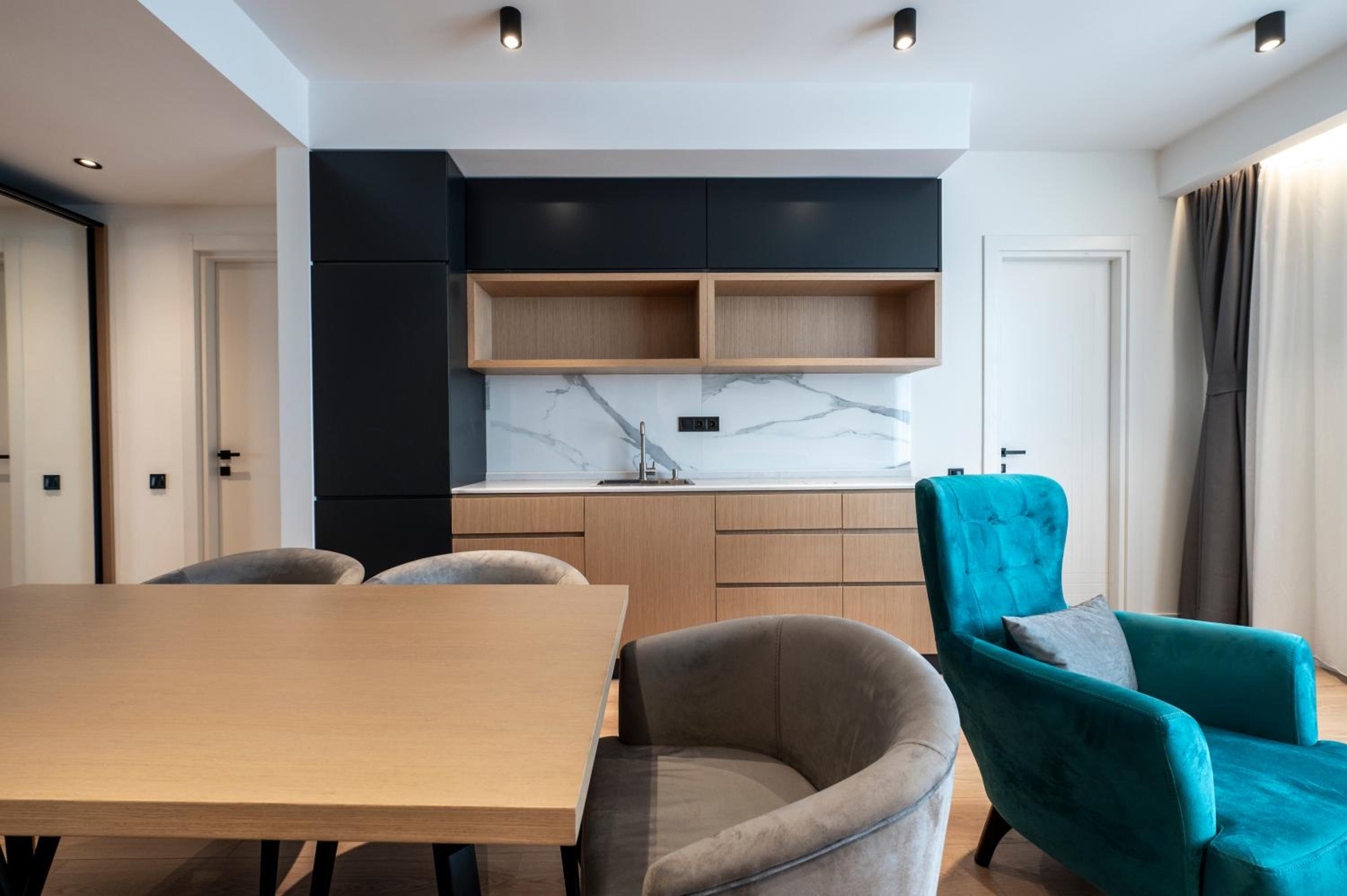 Suite with Terrace - Photo 11