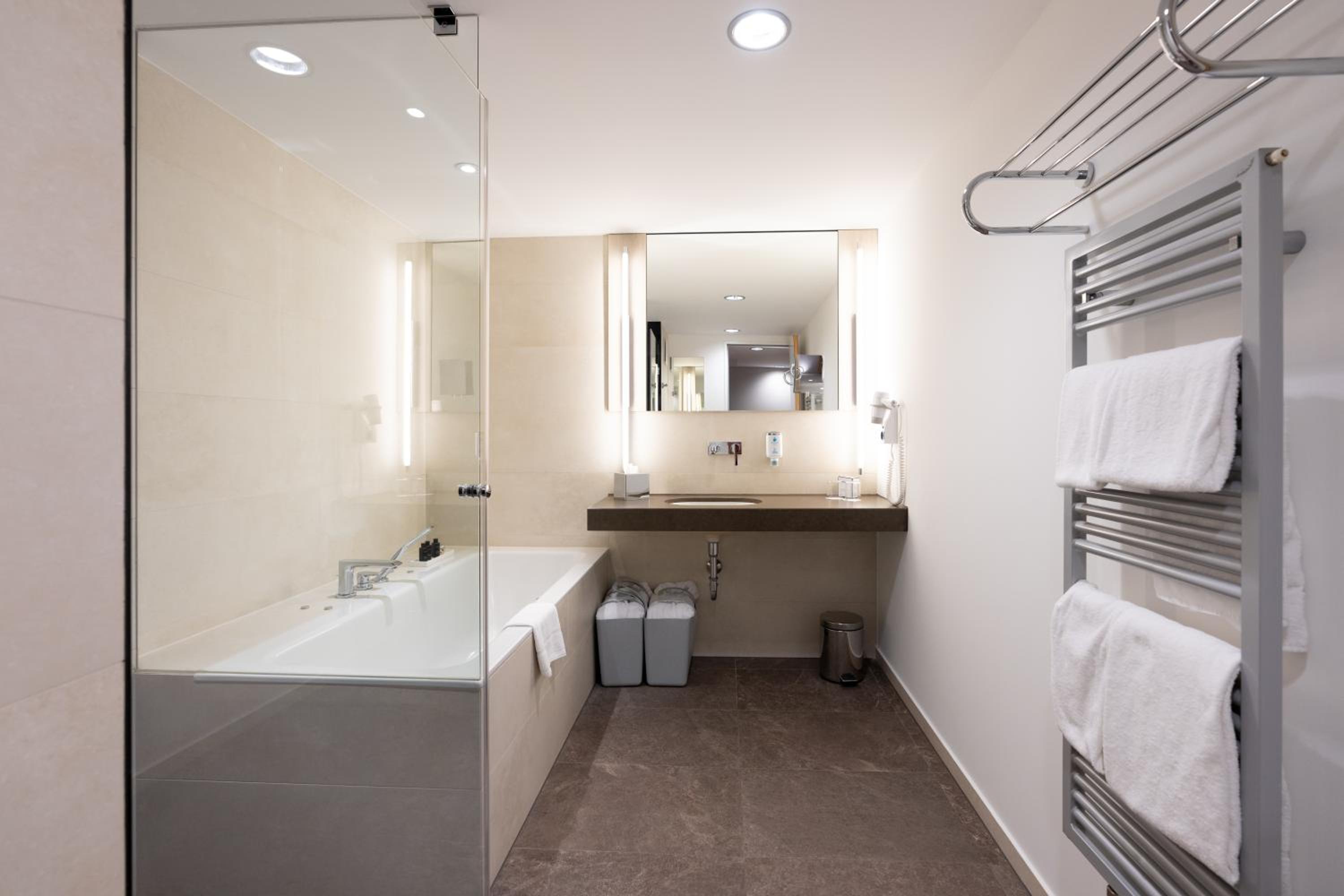 Deluxe Junior Suite