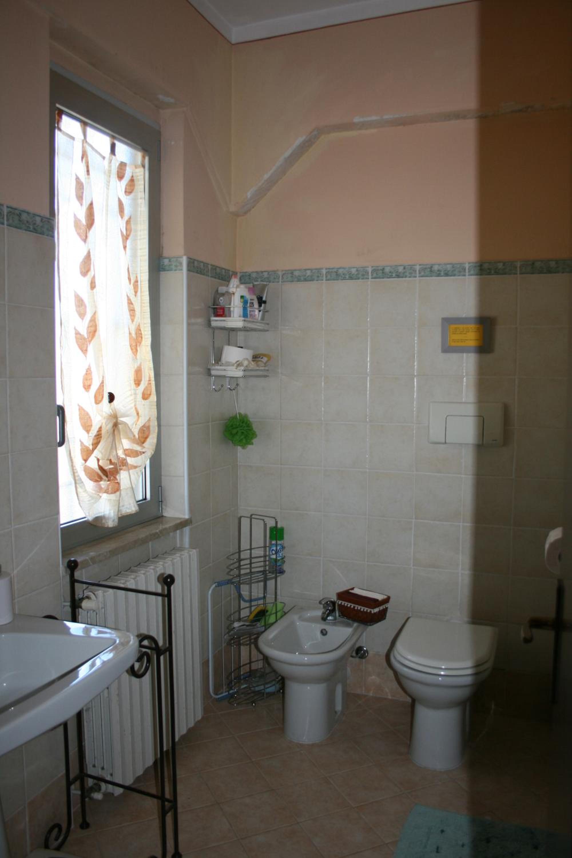 One-Bedroom Apartment - Photo 9