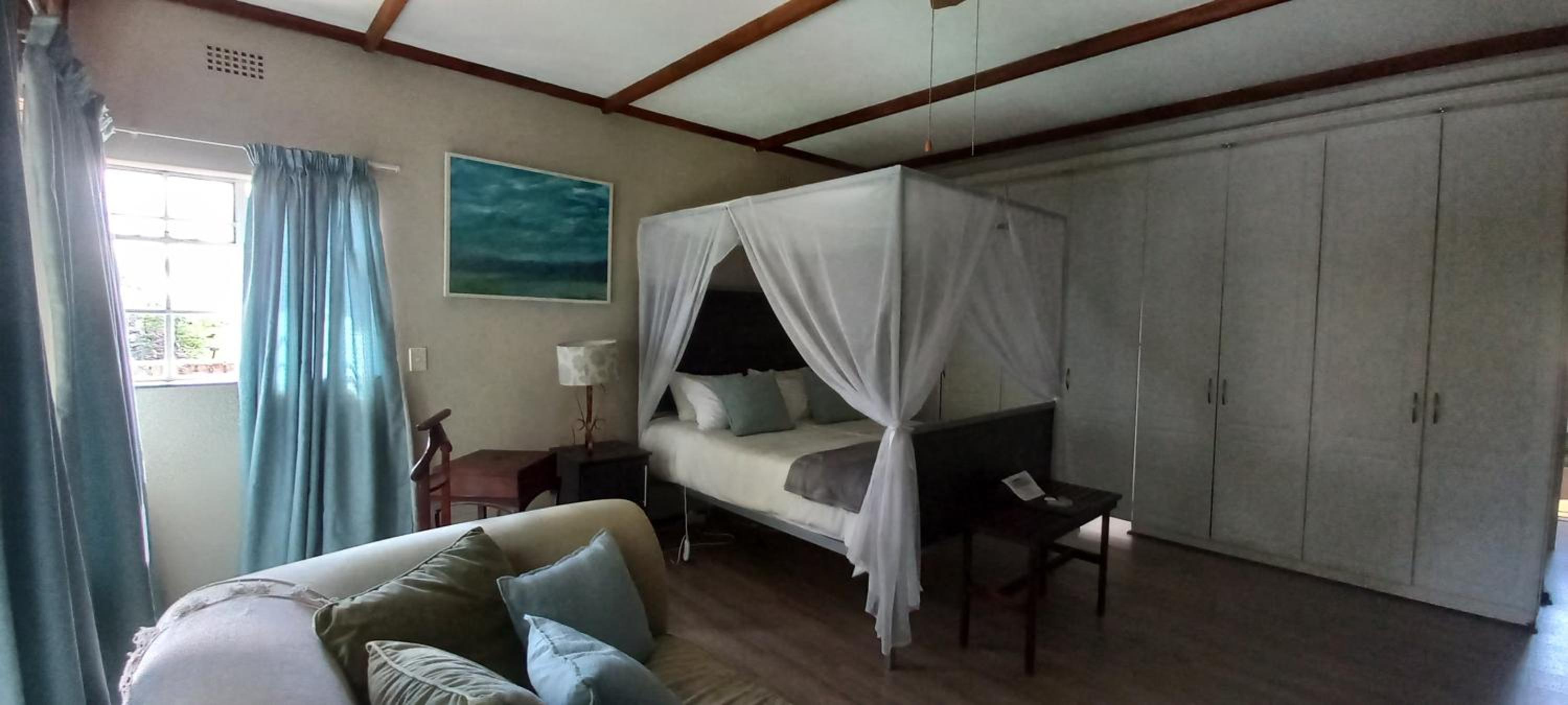 Honeymoon Suite photo 1