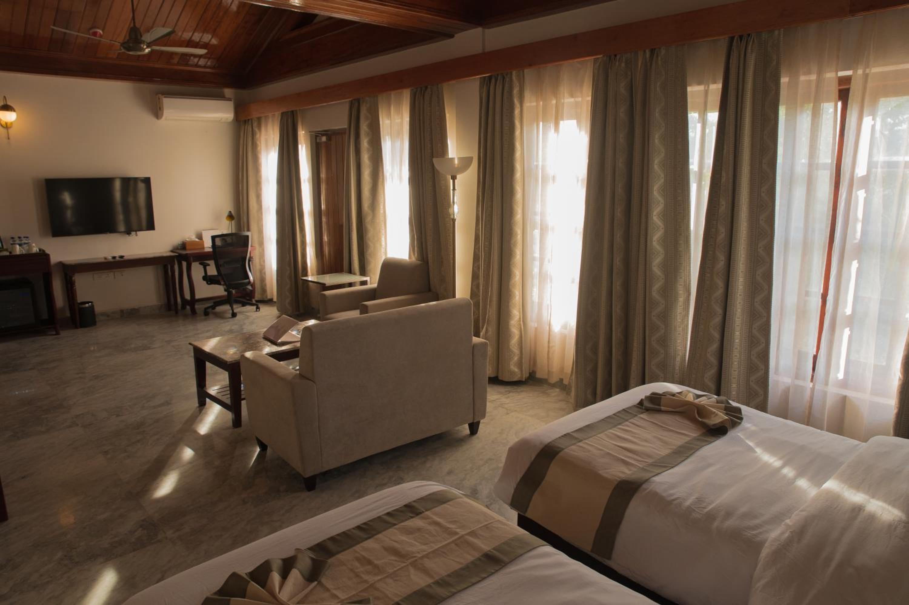 Twin Room With Balcony photo 2