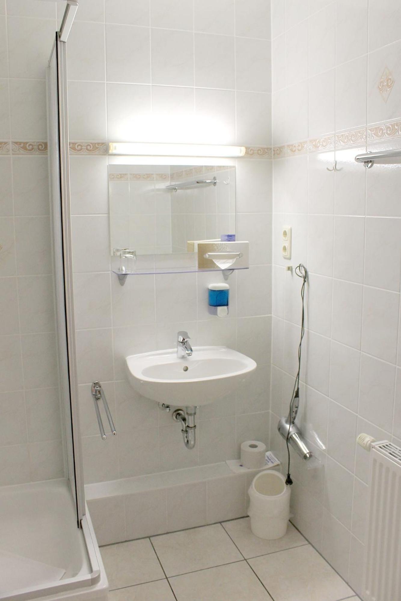 Standard Double Room photo 3
