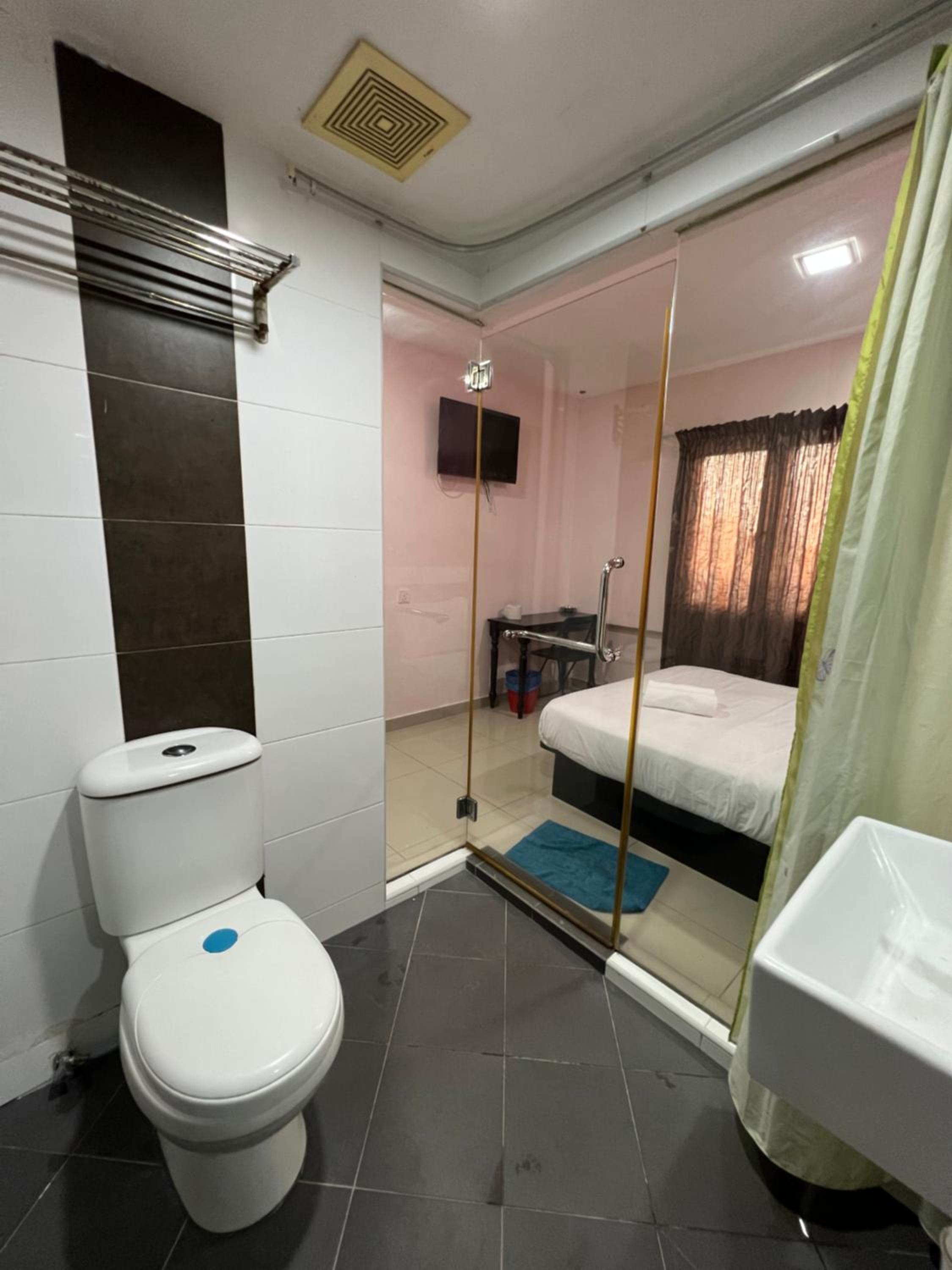 Deluxe Double Room photo 3