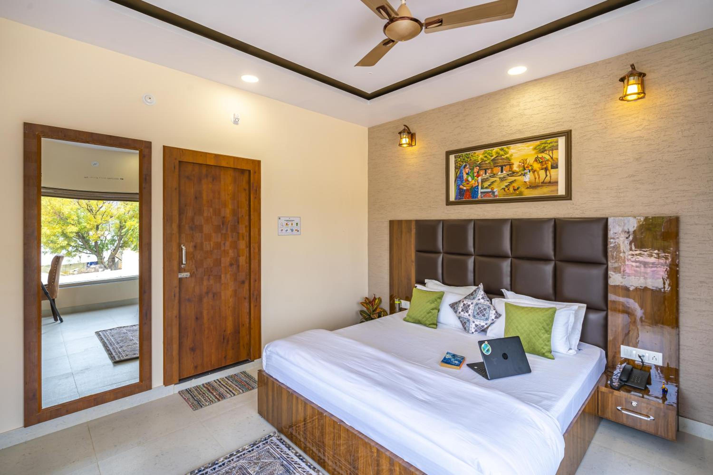 Deluxe Double Room photo 3