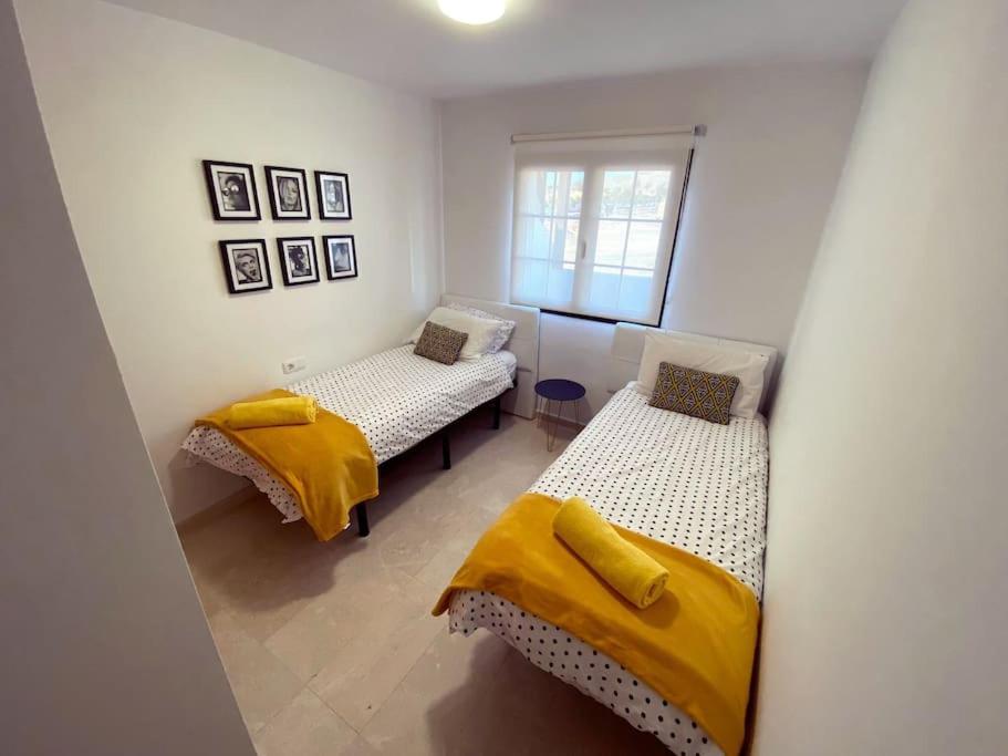 Villa de Tres Habitaciones