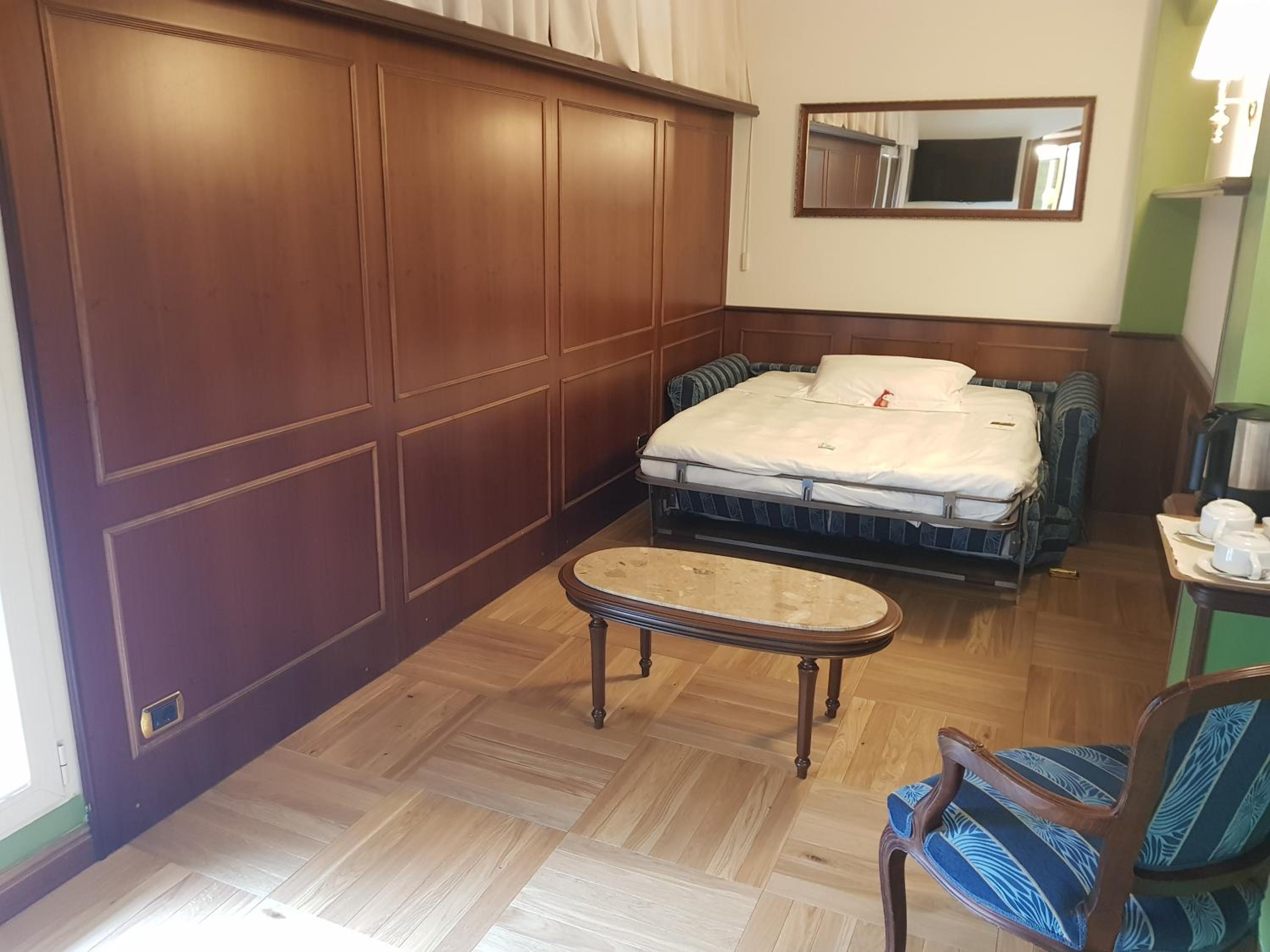 Triple Room - Photo 2