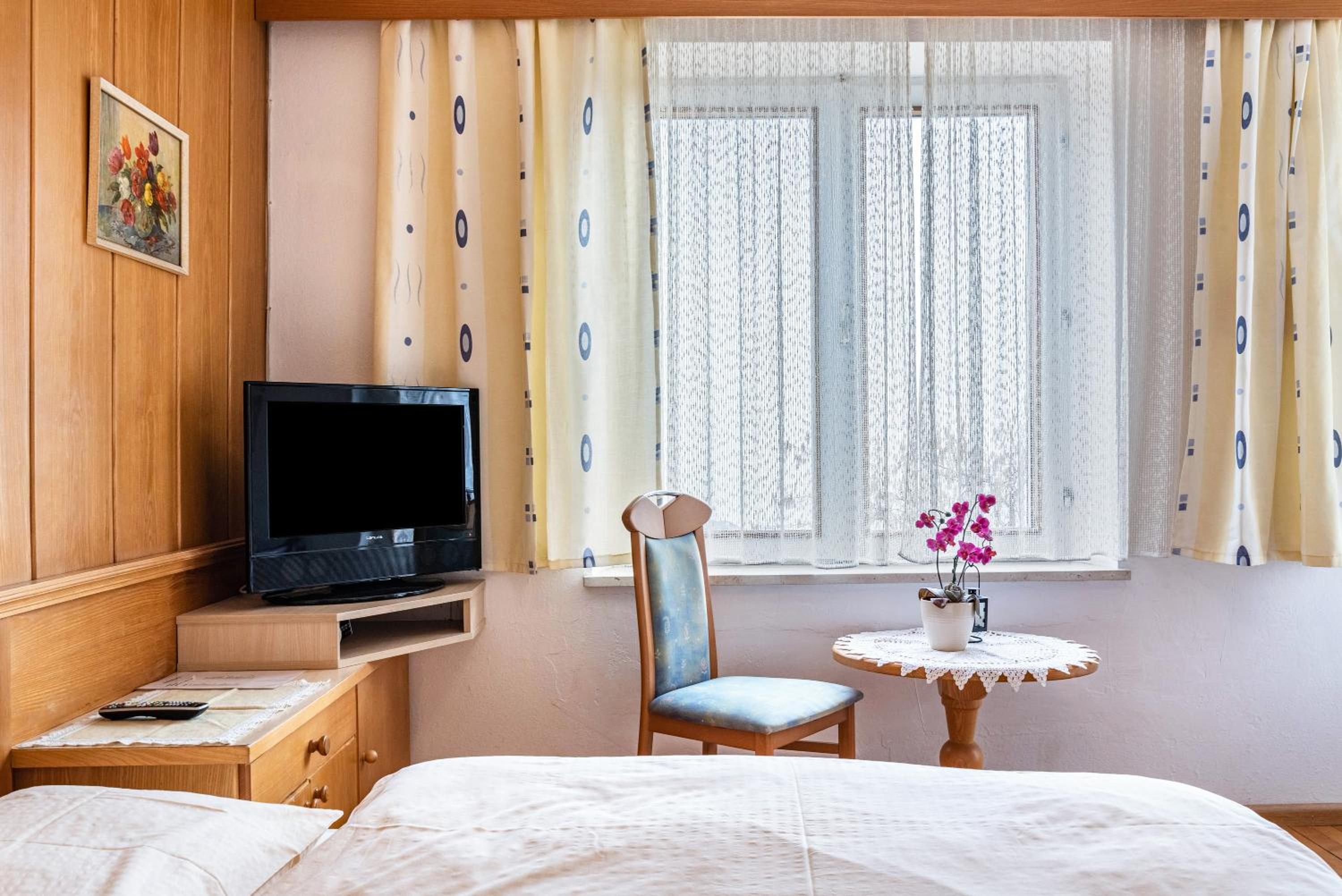 Superior One-Bedroom Apartment with Balcony photo 1