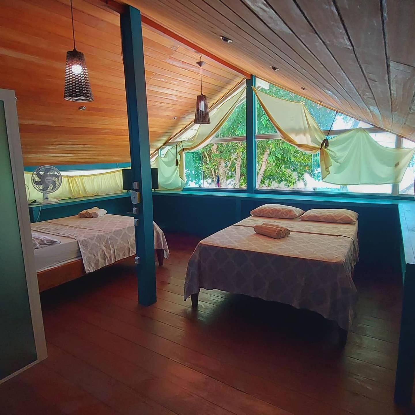 One-Bedroom Apartment with Balcony and Sea View photo 1