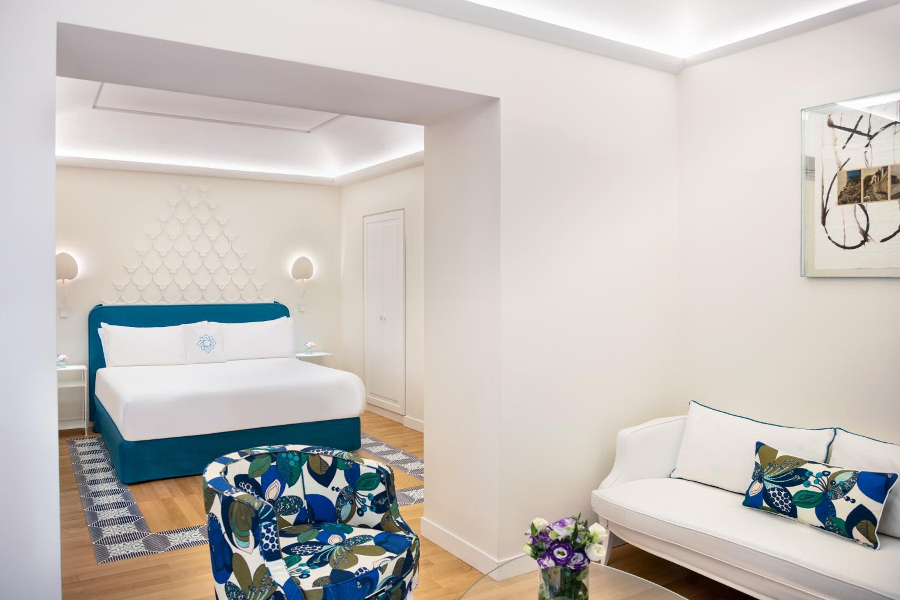 Suite with Pool