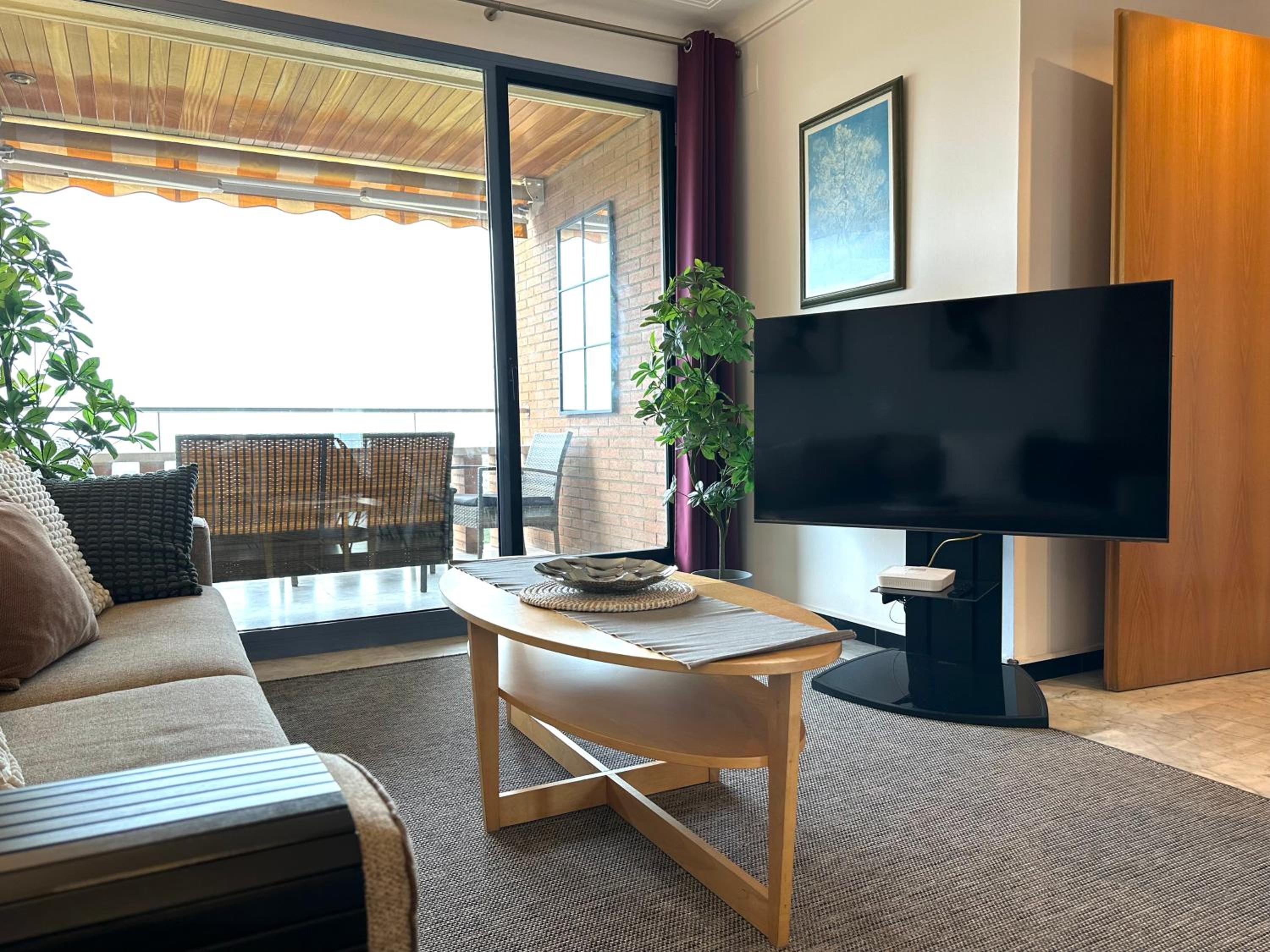 Two-Bedroom Apartment with Sea View photo 3