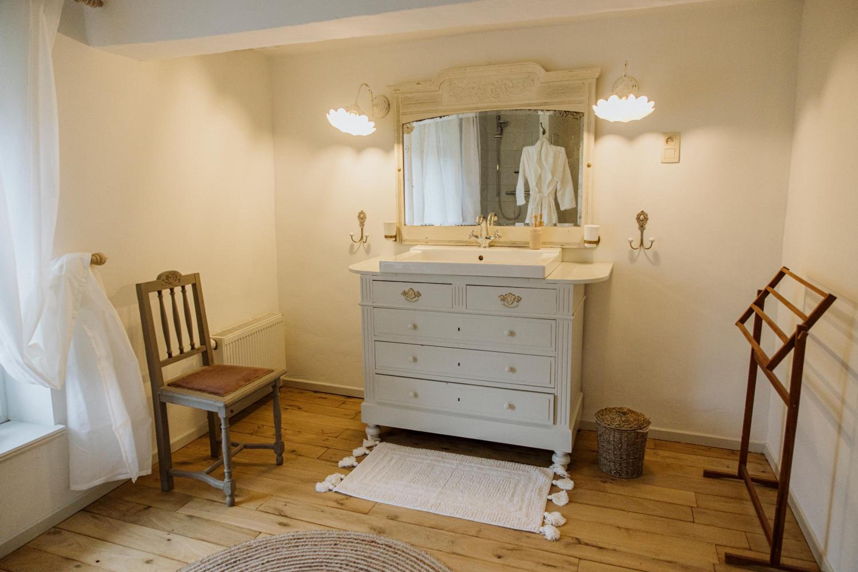 Deluxe Suite photo 3