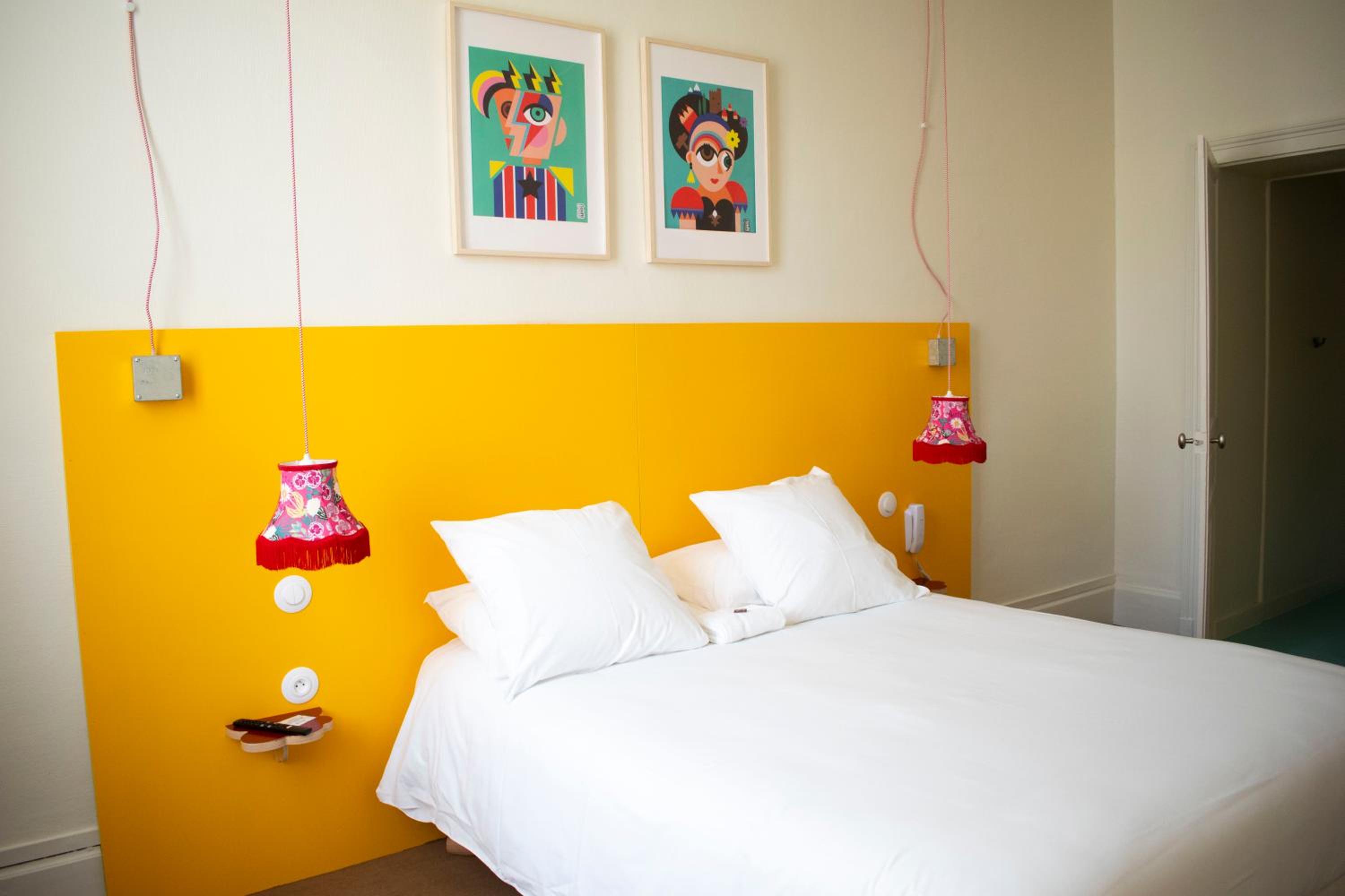 Arty Double Room - Photo 1