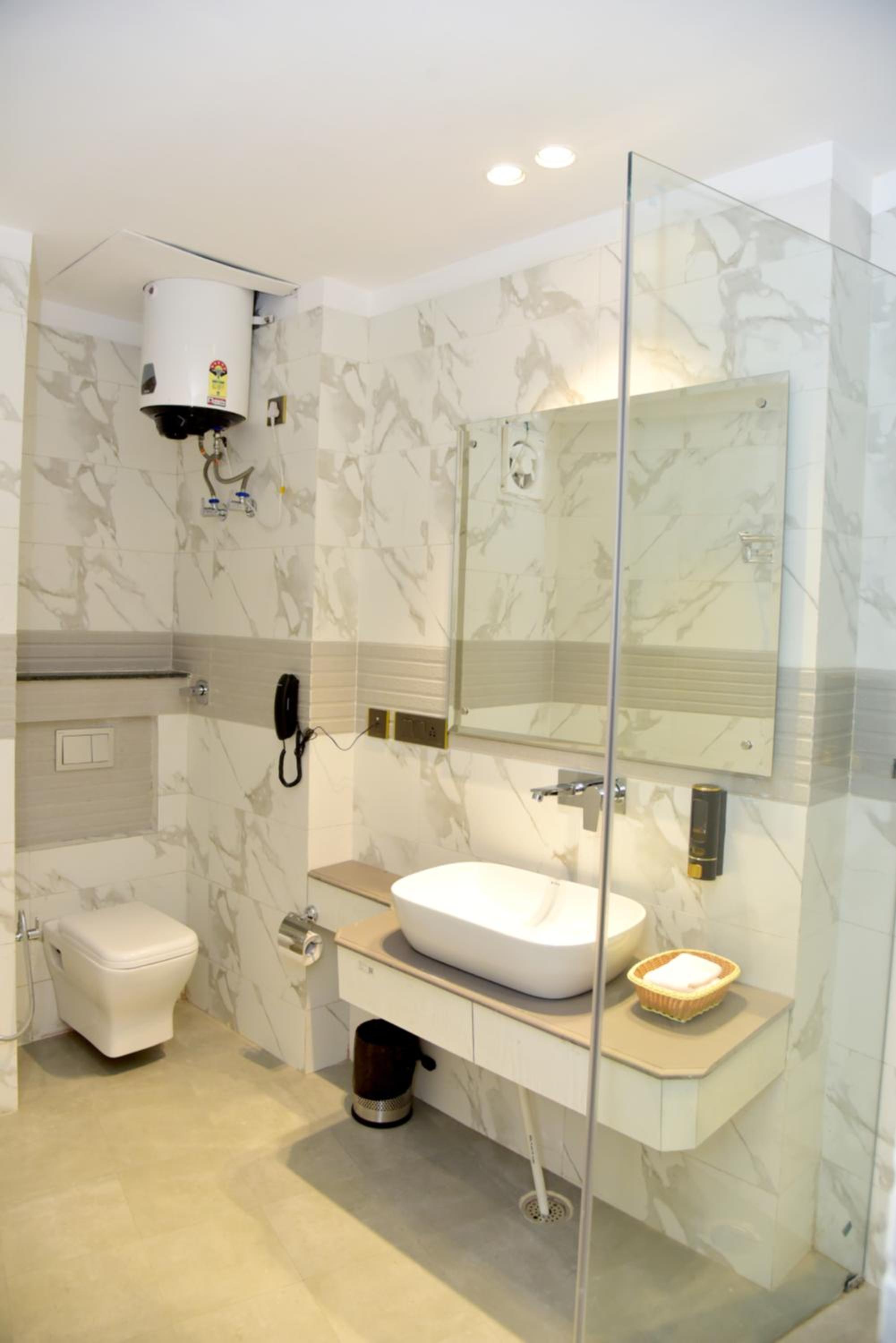 Deluxe Room - Photo 2