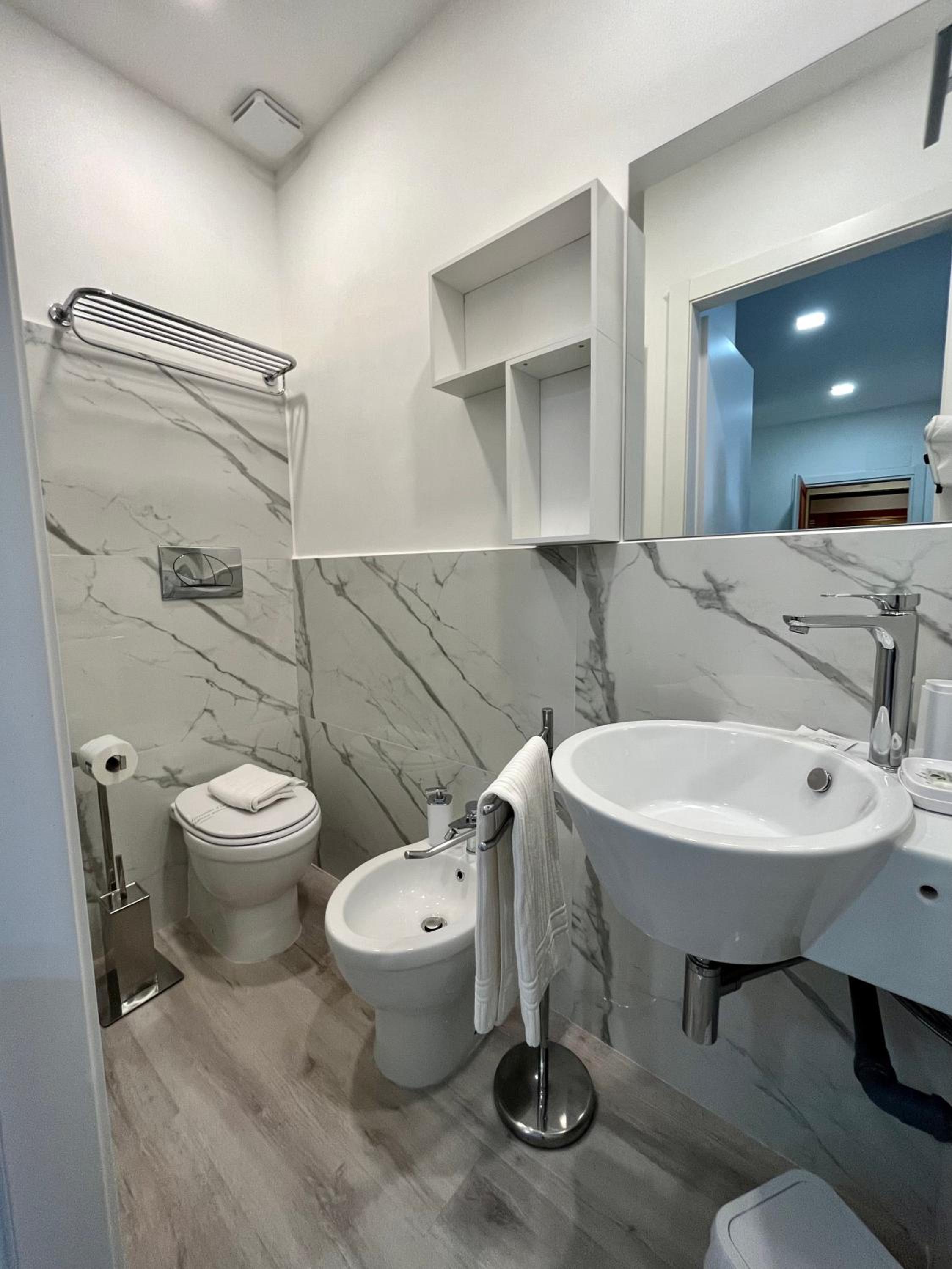 Deluxe Single Room photo 2