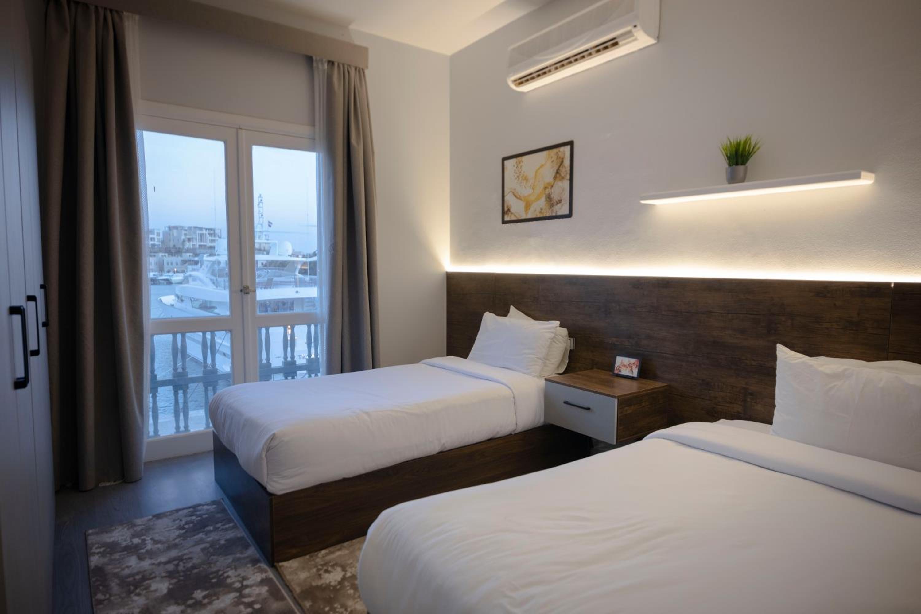 Two-Bedroom Suite with Sea View  photo 3