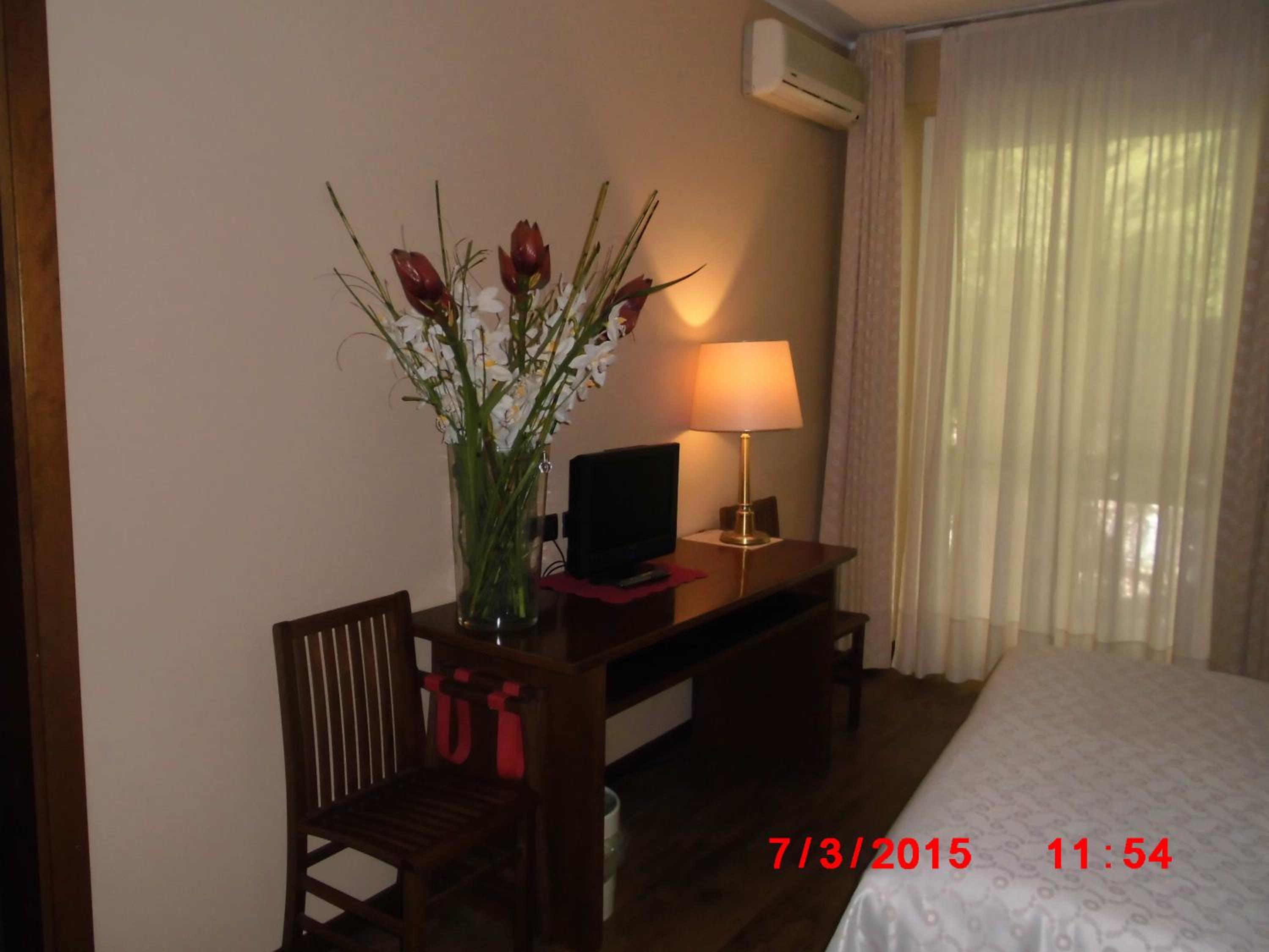 Double or Twin Room - Photo 11