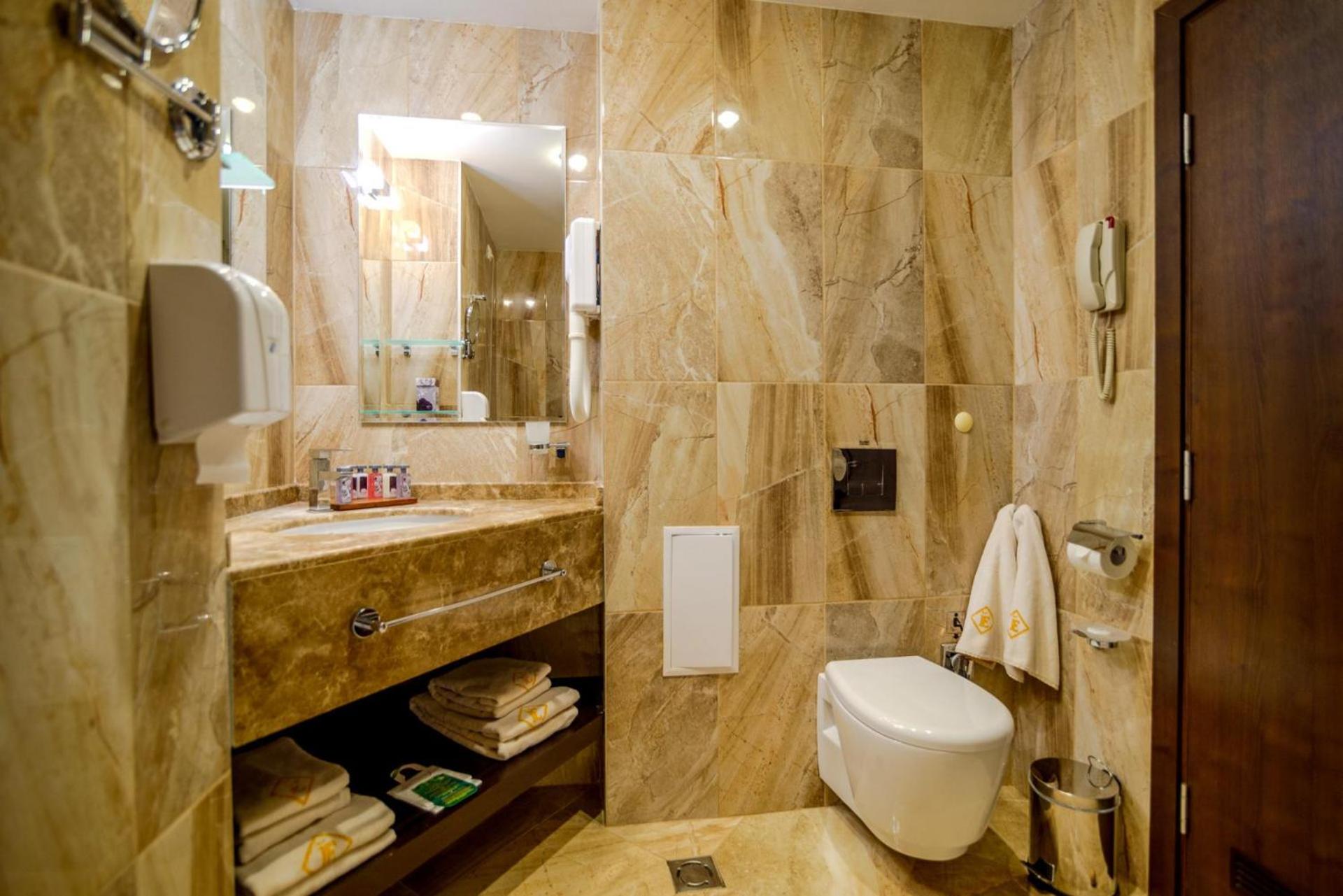 Executive Room with Balcony and Executive Lounge Access - Wellness package - Photo 4