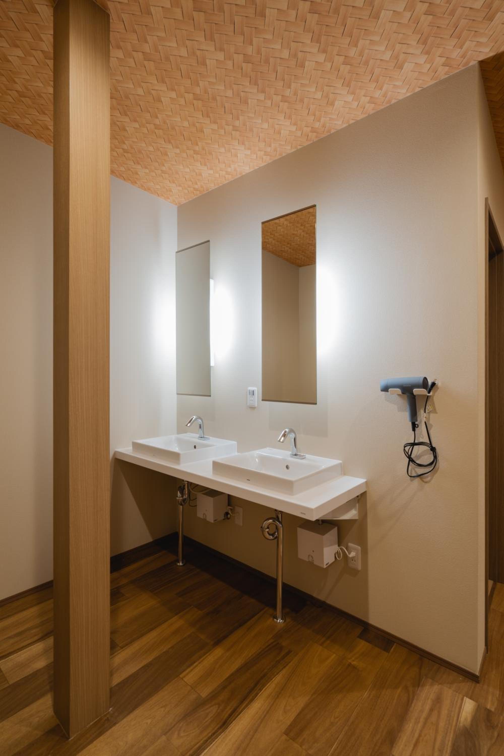 Japanese-Style Room - Photo 12
