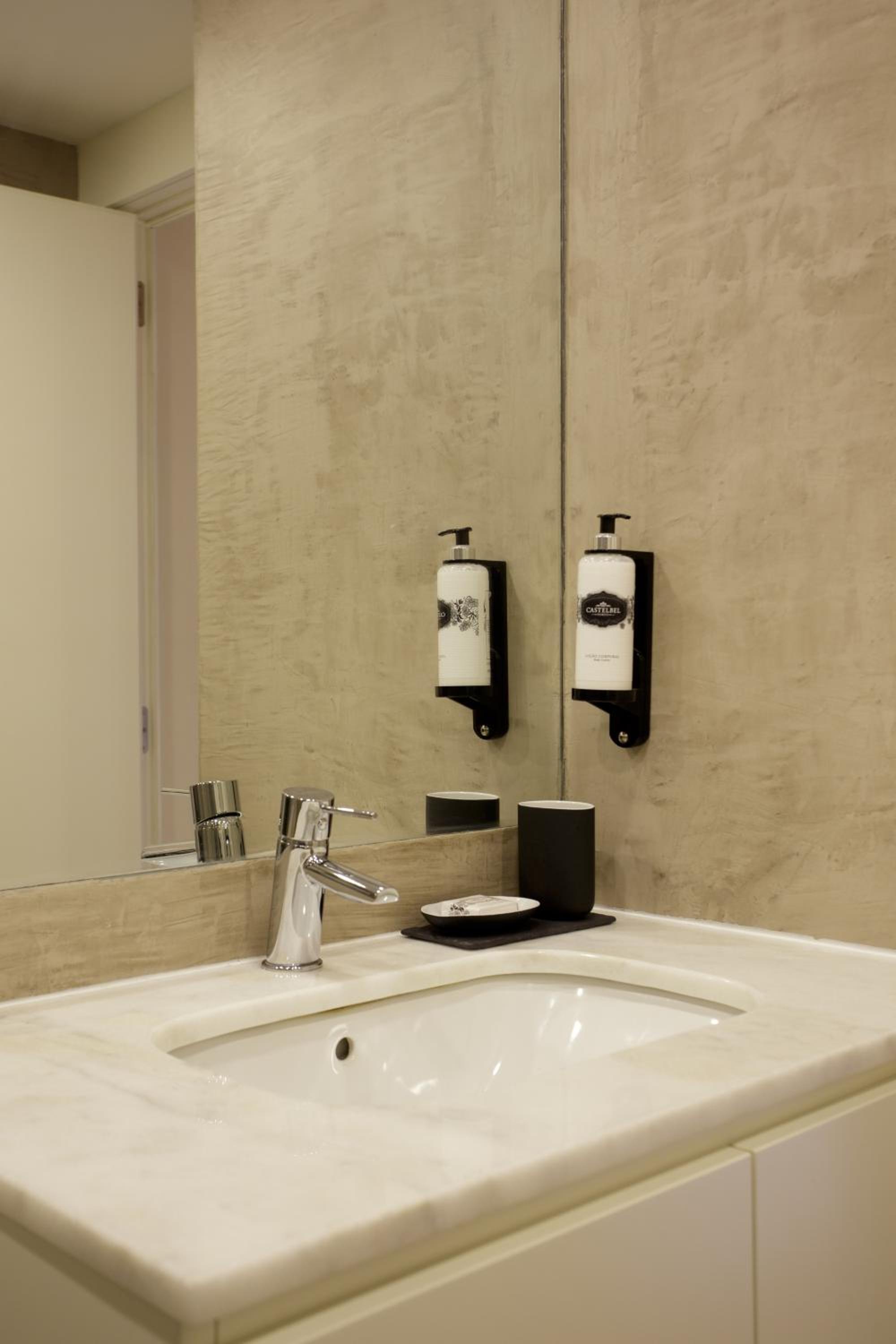 Studio with Private Turkish Bath - Photo 17