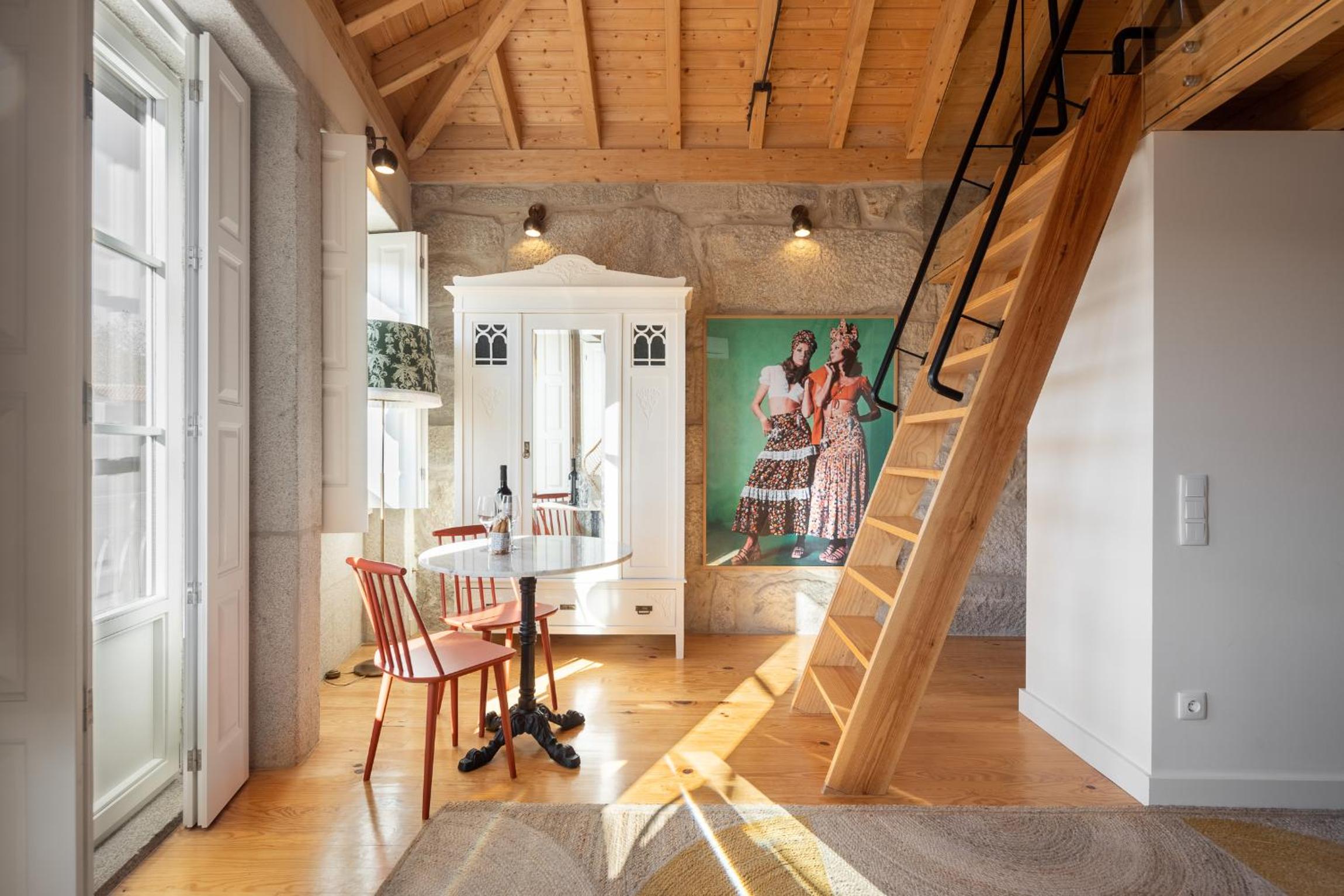 One Bedroom Apartment With Mezzanine
