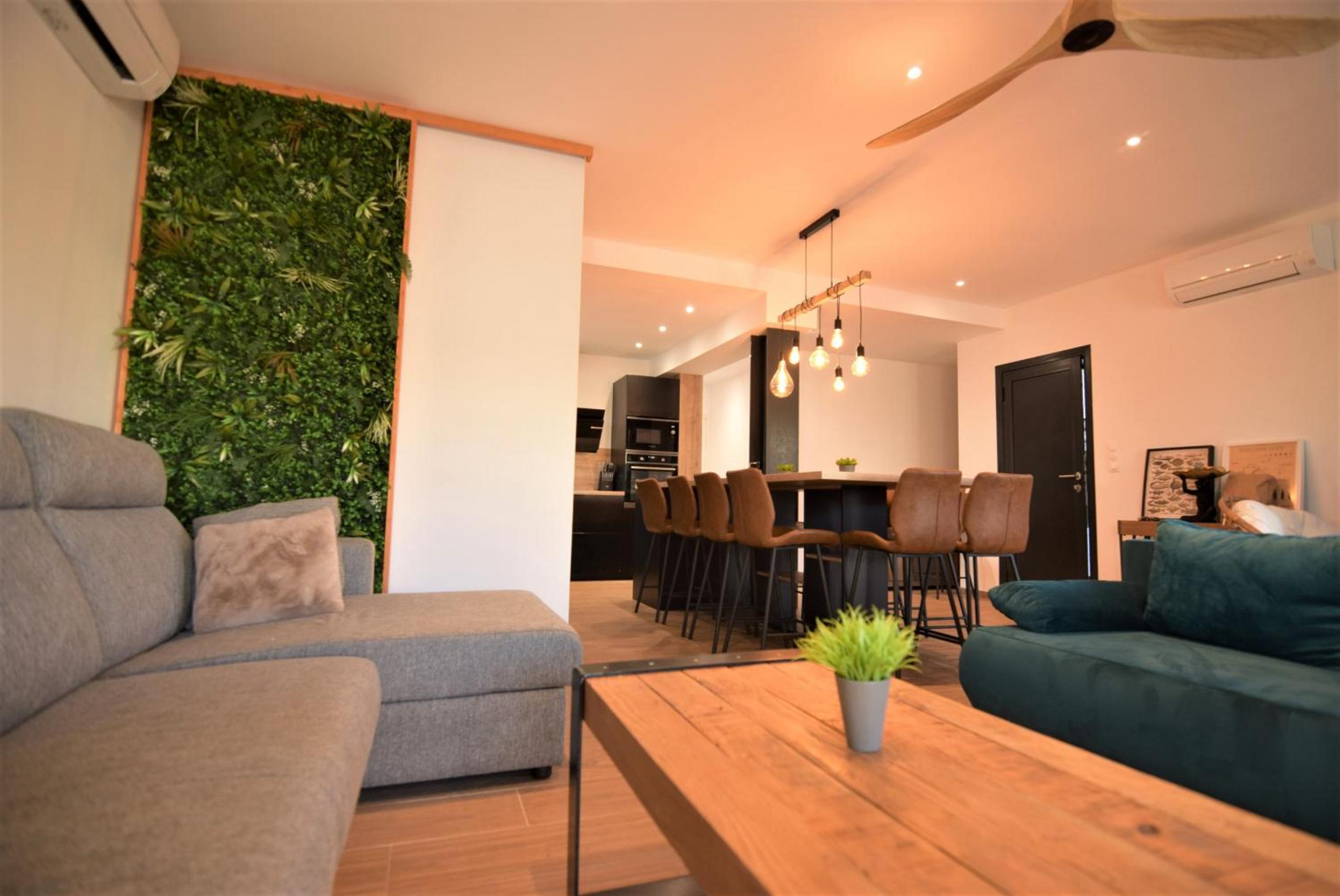 Casa de cuatro habitaciones