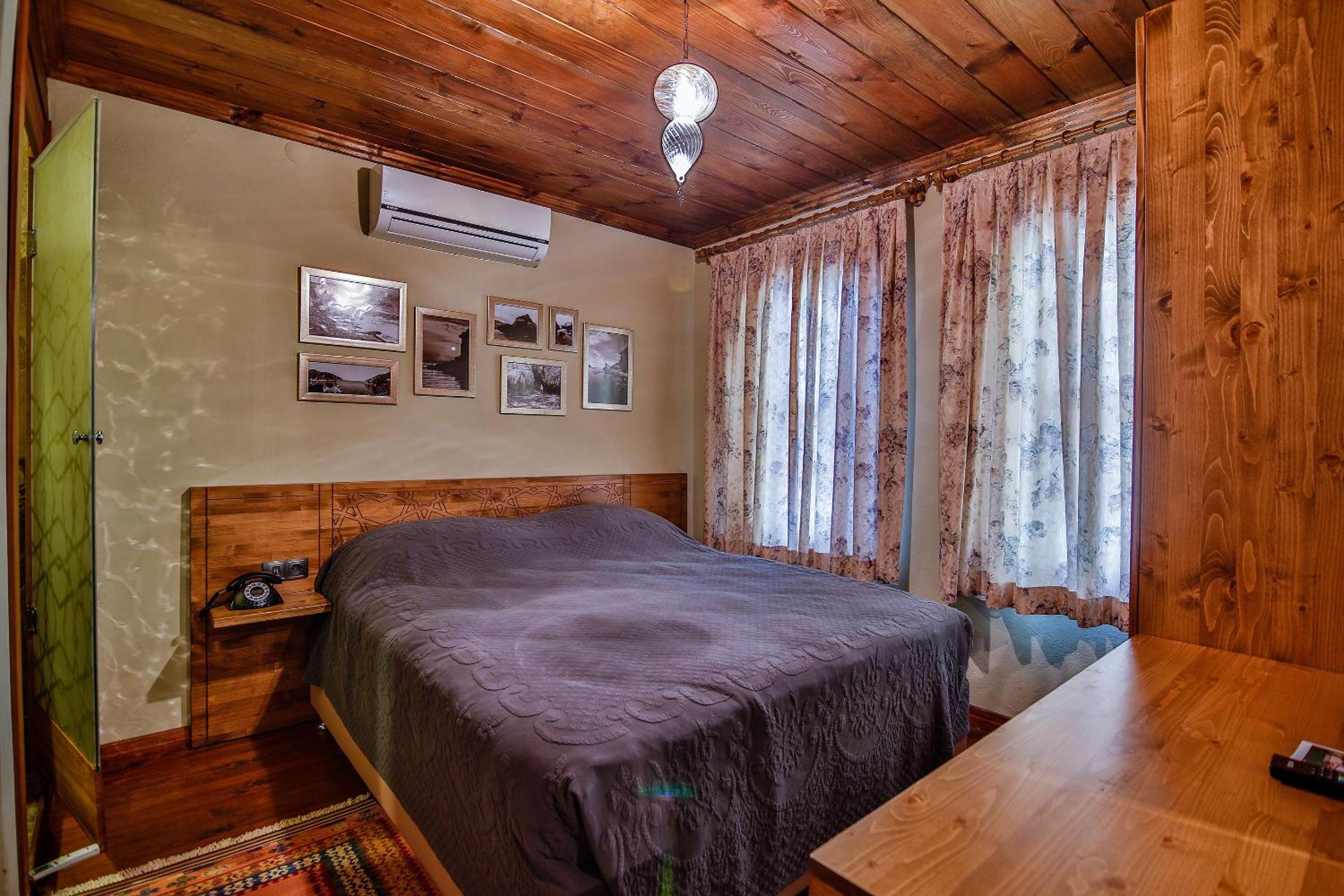 Deluxe Double Room photo 2