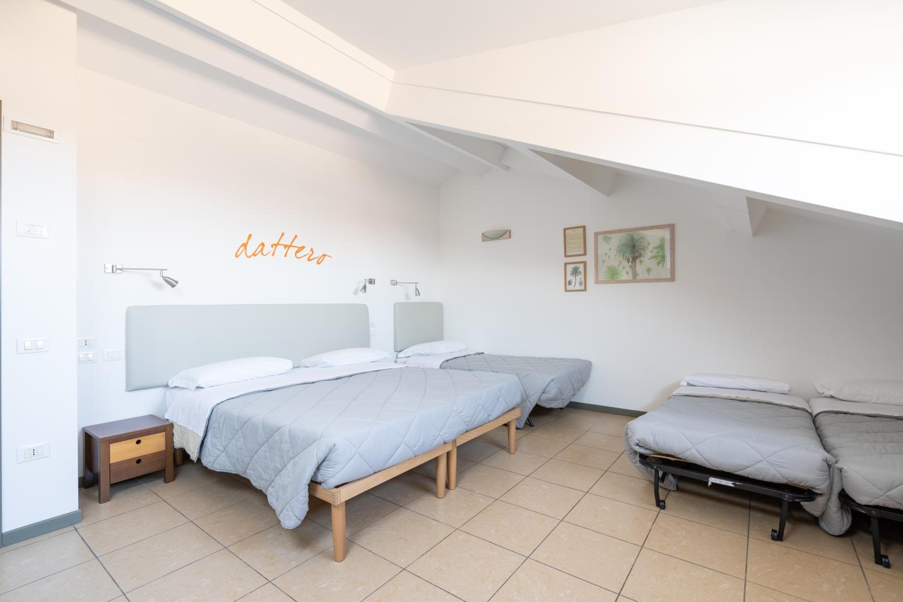 Superior Quadruple Room photo 2