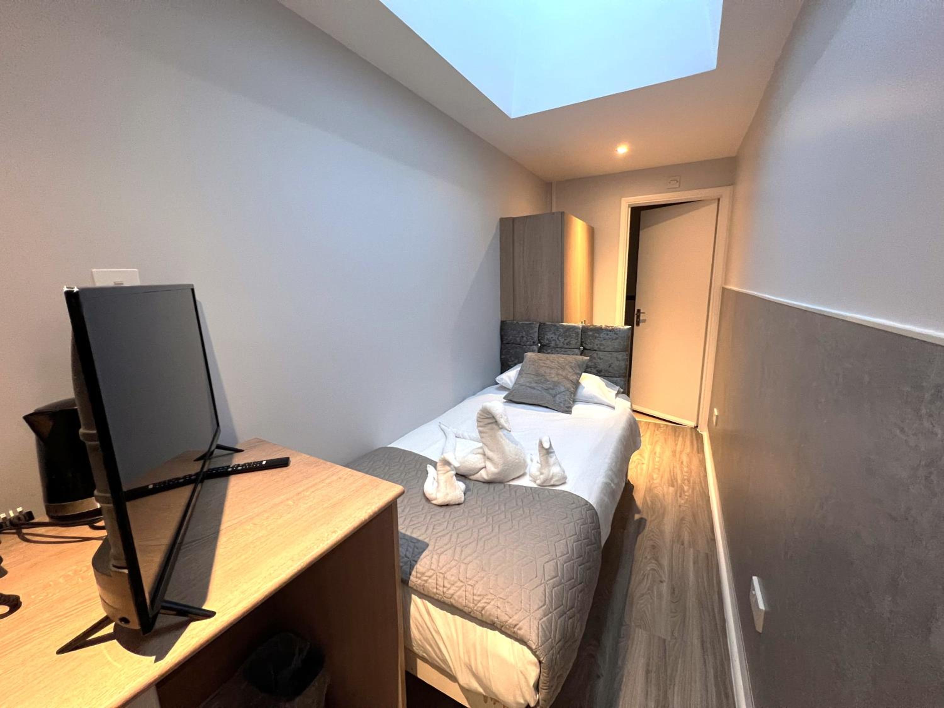 Single Room photo 1