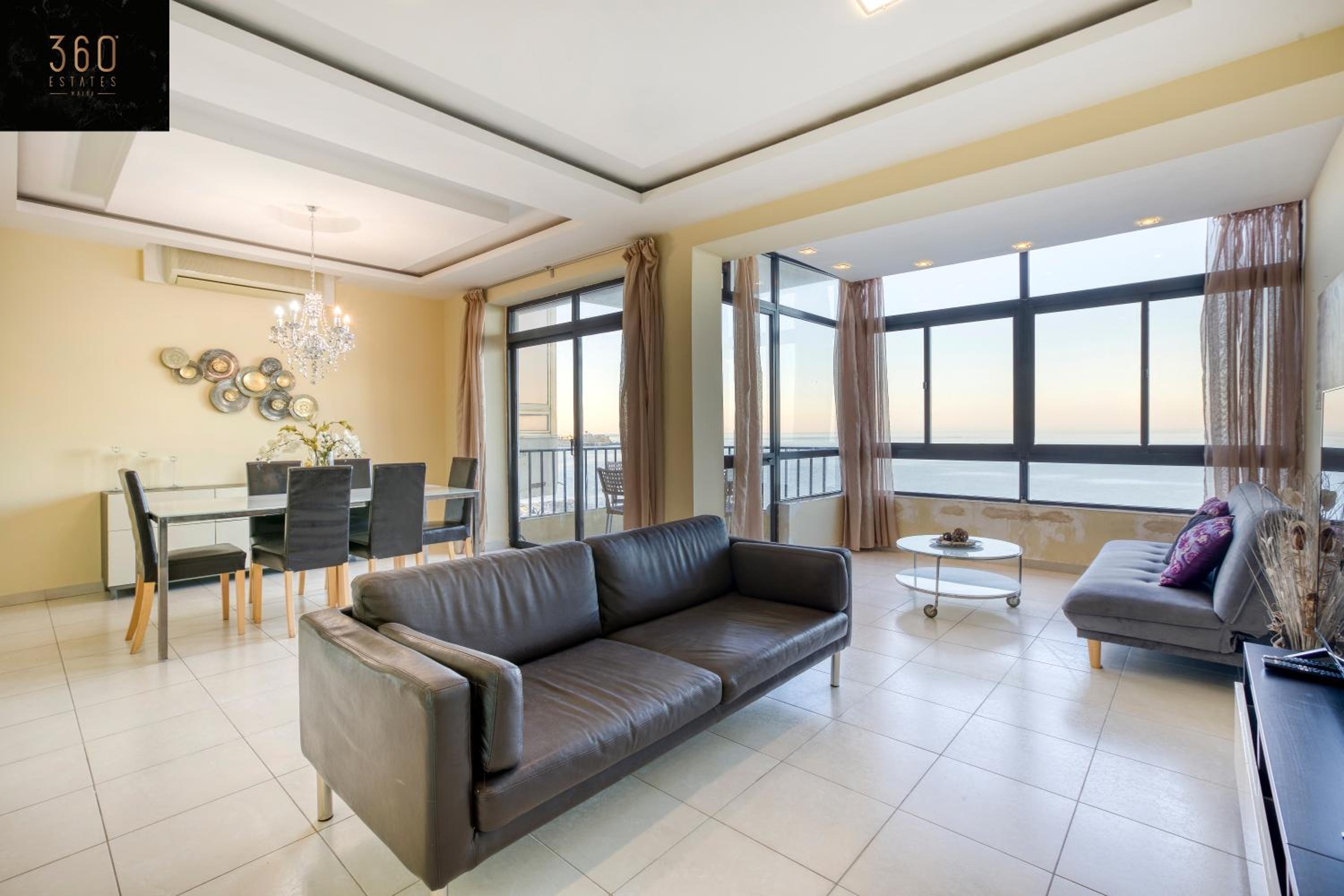 Studio Apartment With Sea View