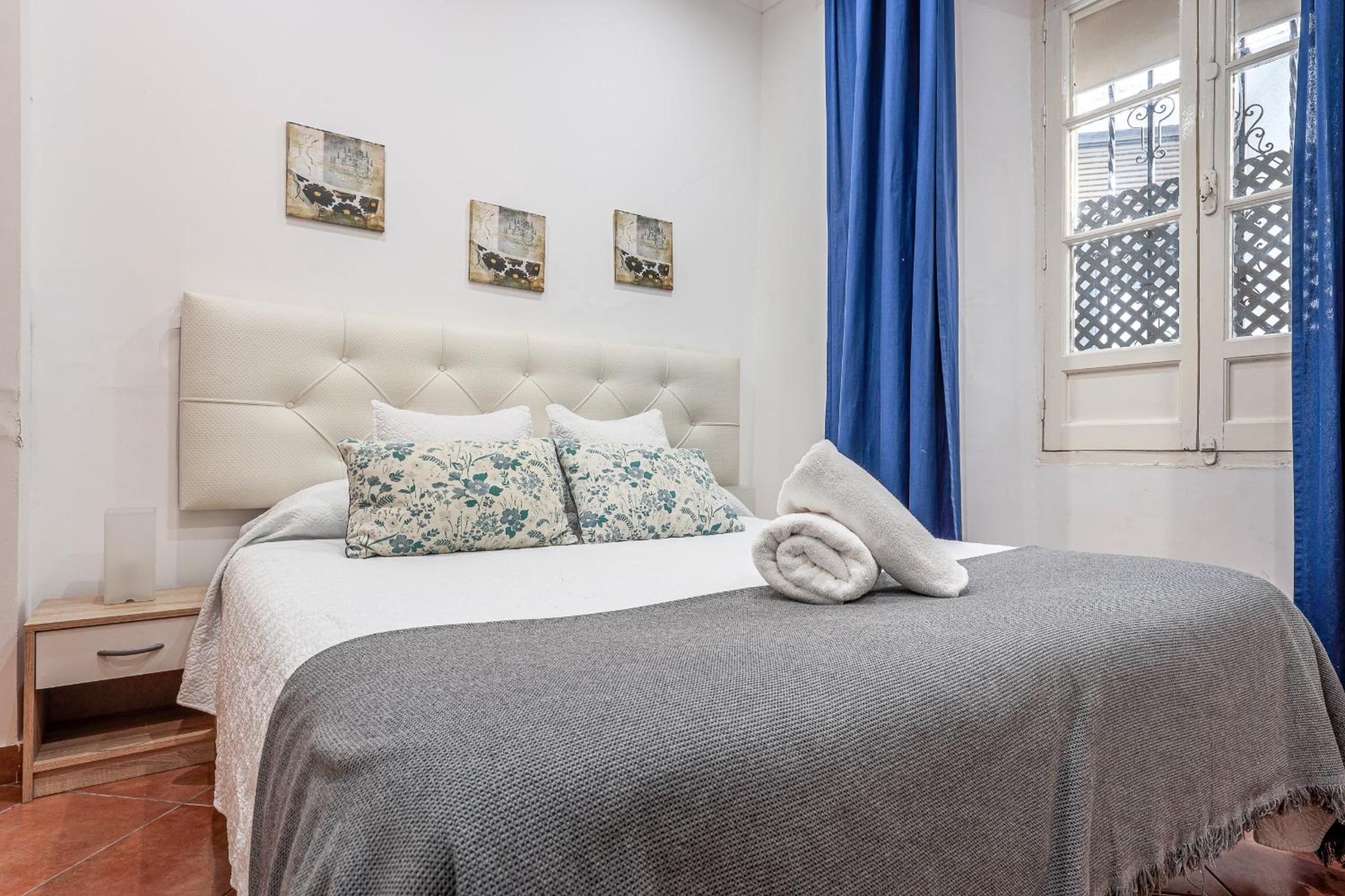 Habitación Doble con Baño Privado
