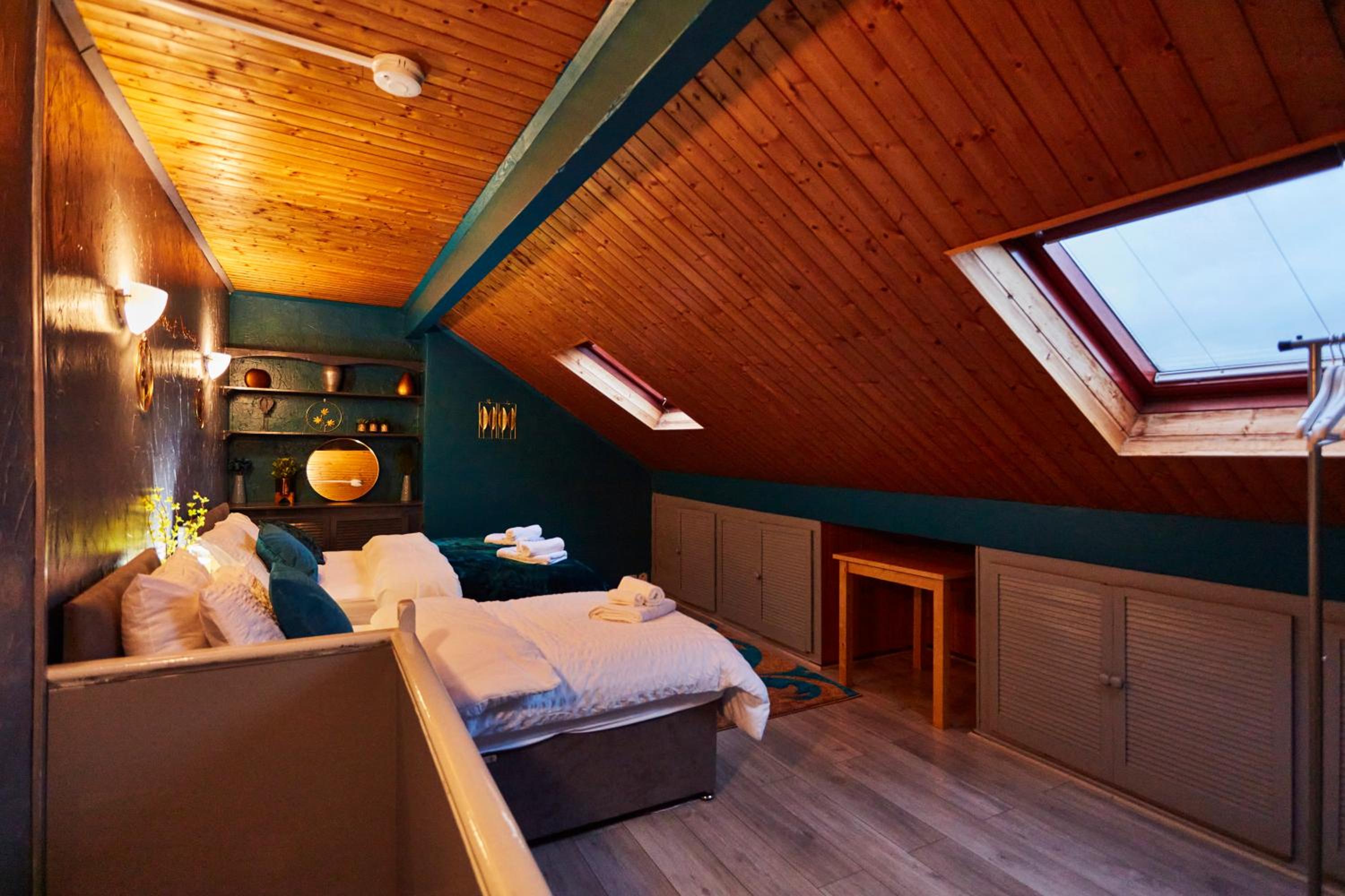 Two-Bedroom House photo 3