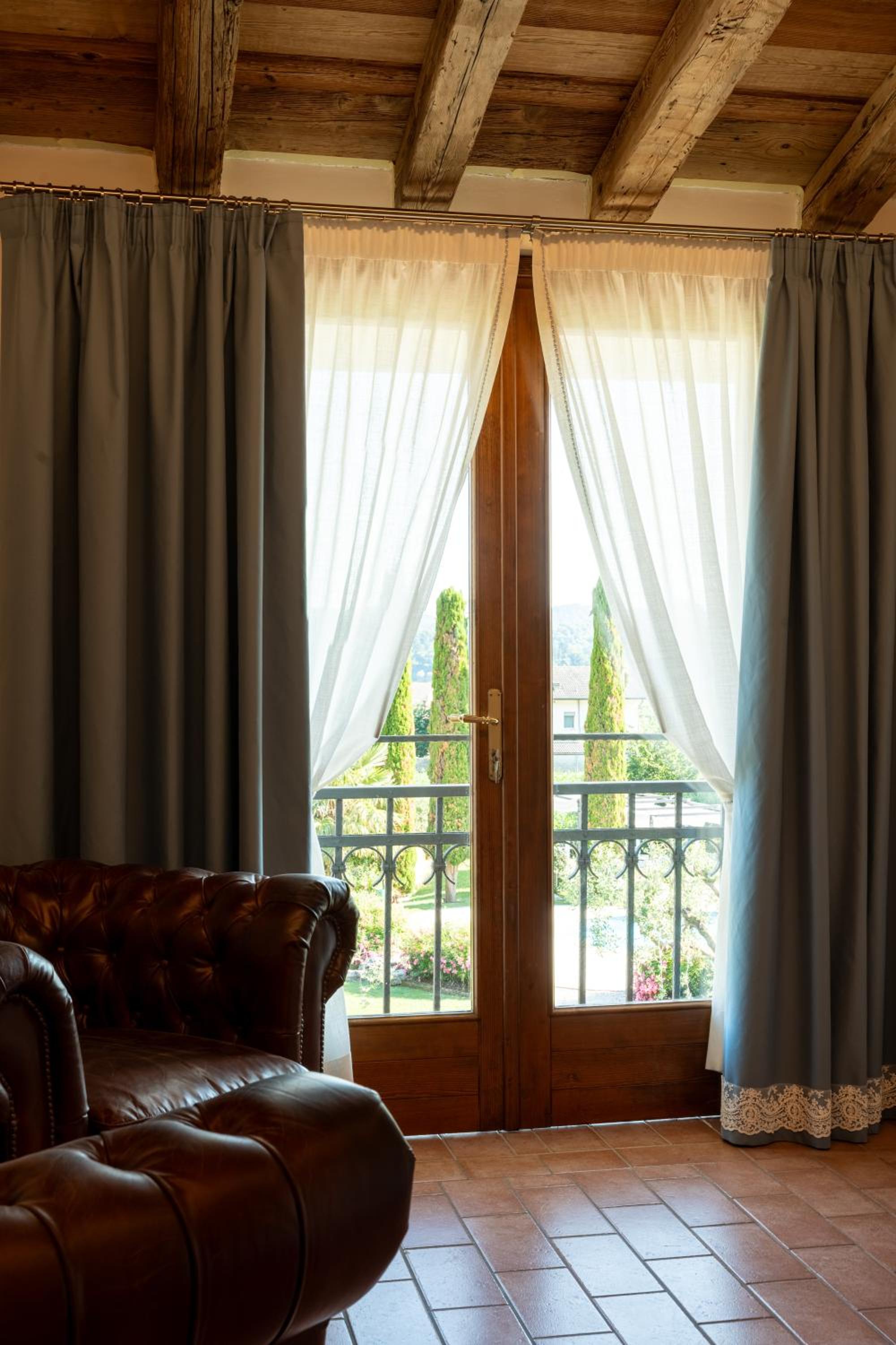 Suite with Pool View